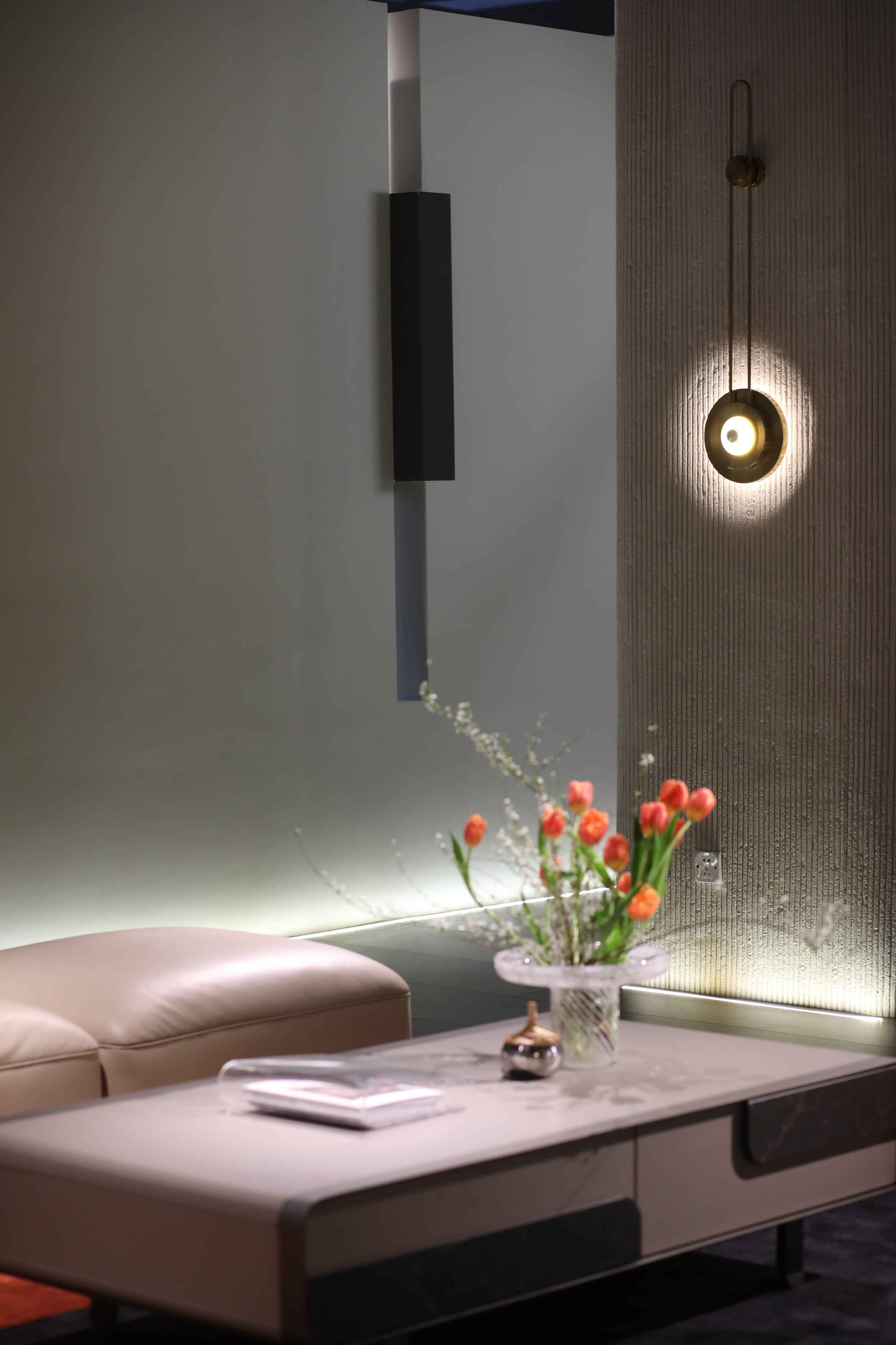 Minimalist Pebble Velvet VJ2-2322 Sofa