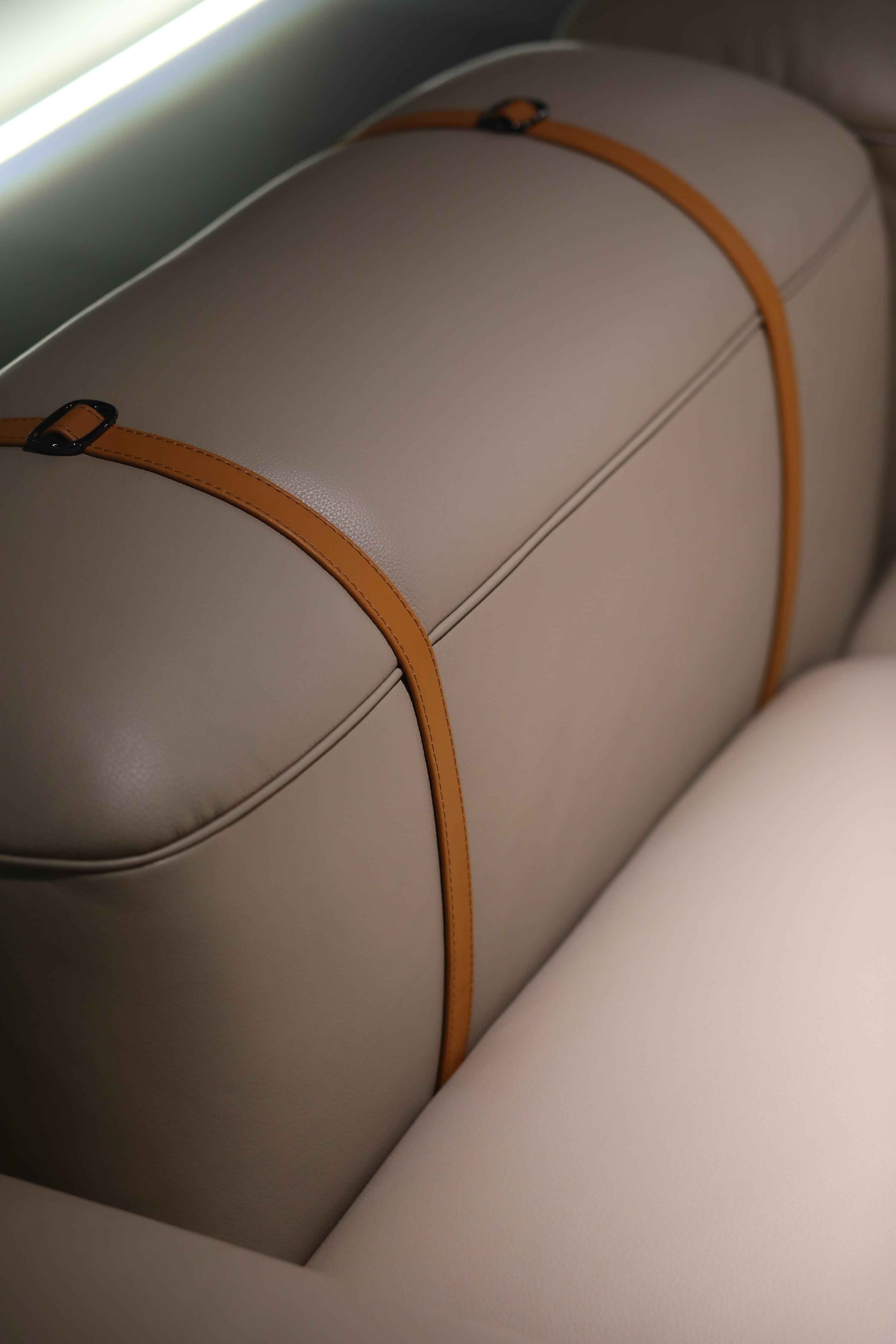 Minimalist Pebble Velvet VJ2-2322 Sofa