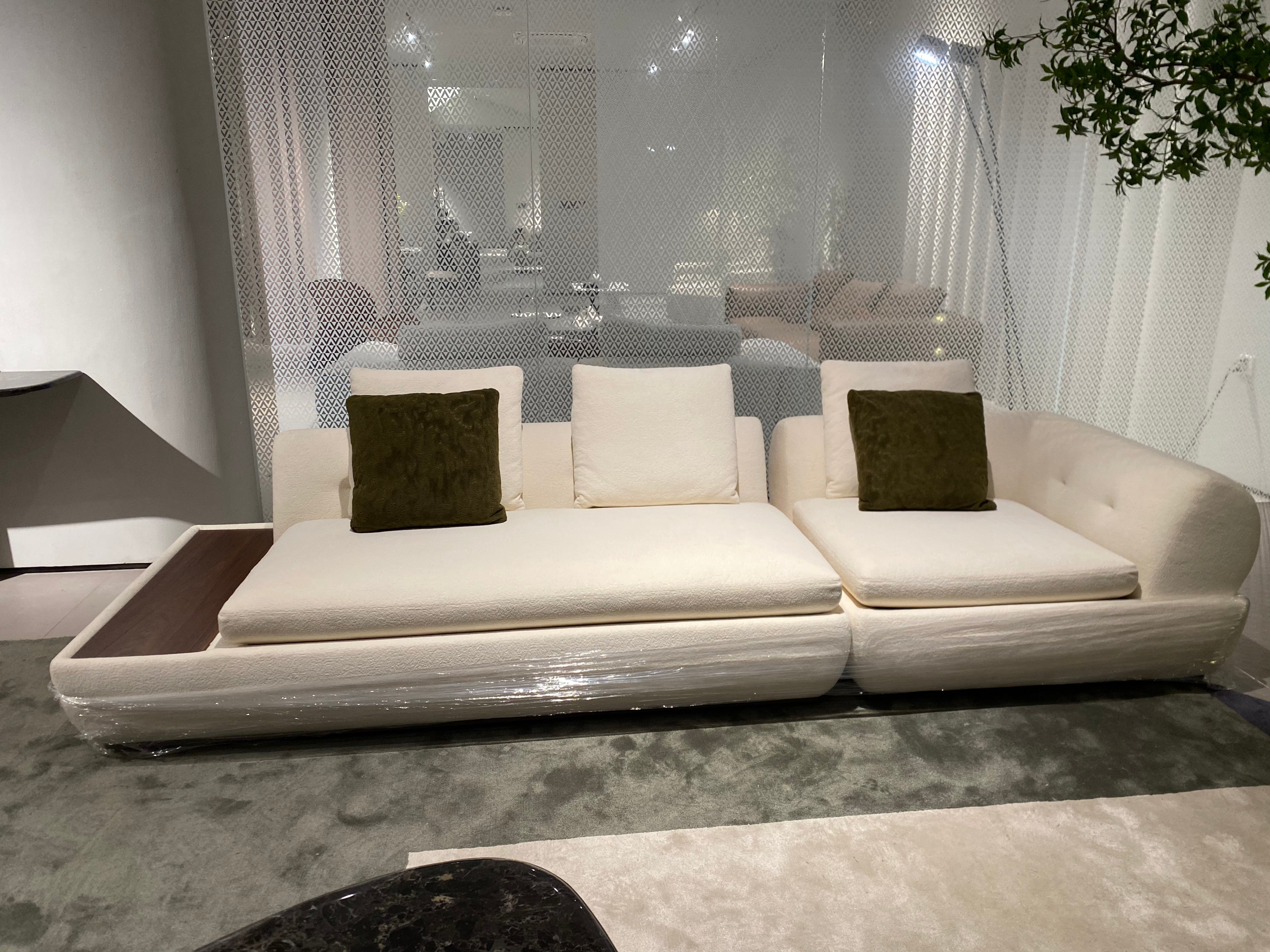 VJ2-2401 Combination Sofa Comfortable and soft to sit on - Chiuchiufurniture