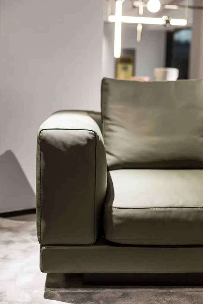 VJ3-2062 Sofa - Stylish Comfort for Your Living Space