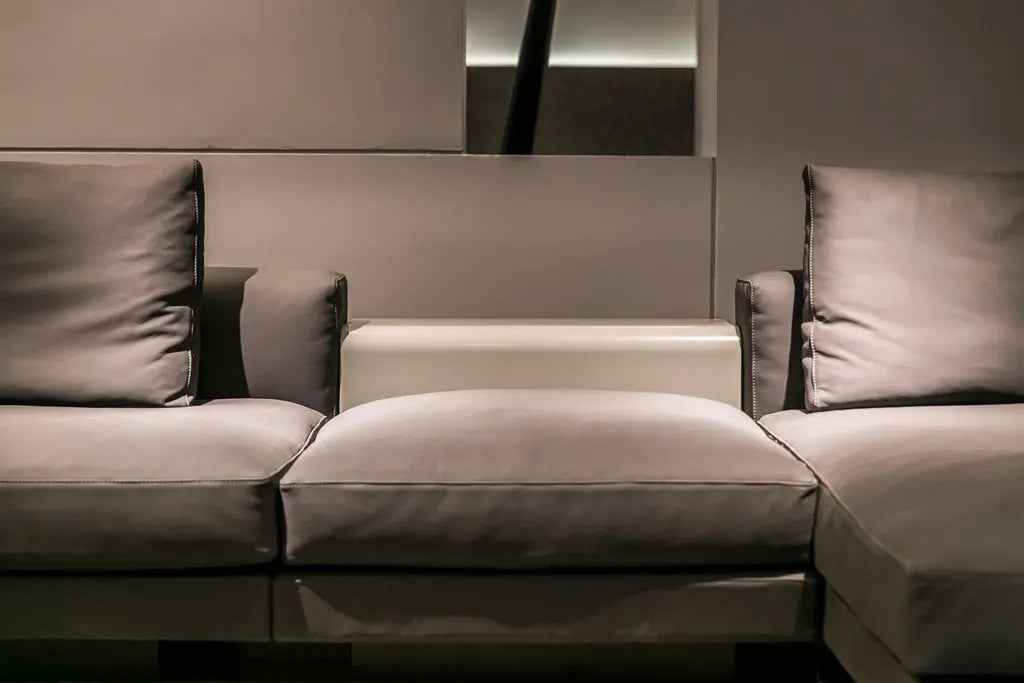 VJ3-2062 Sofa - Stylish Comfort for Your Living Space