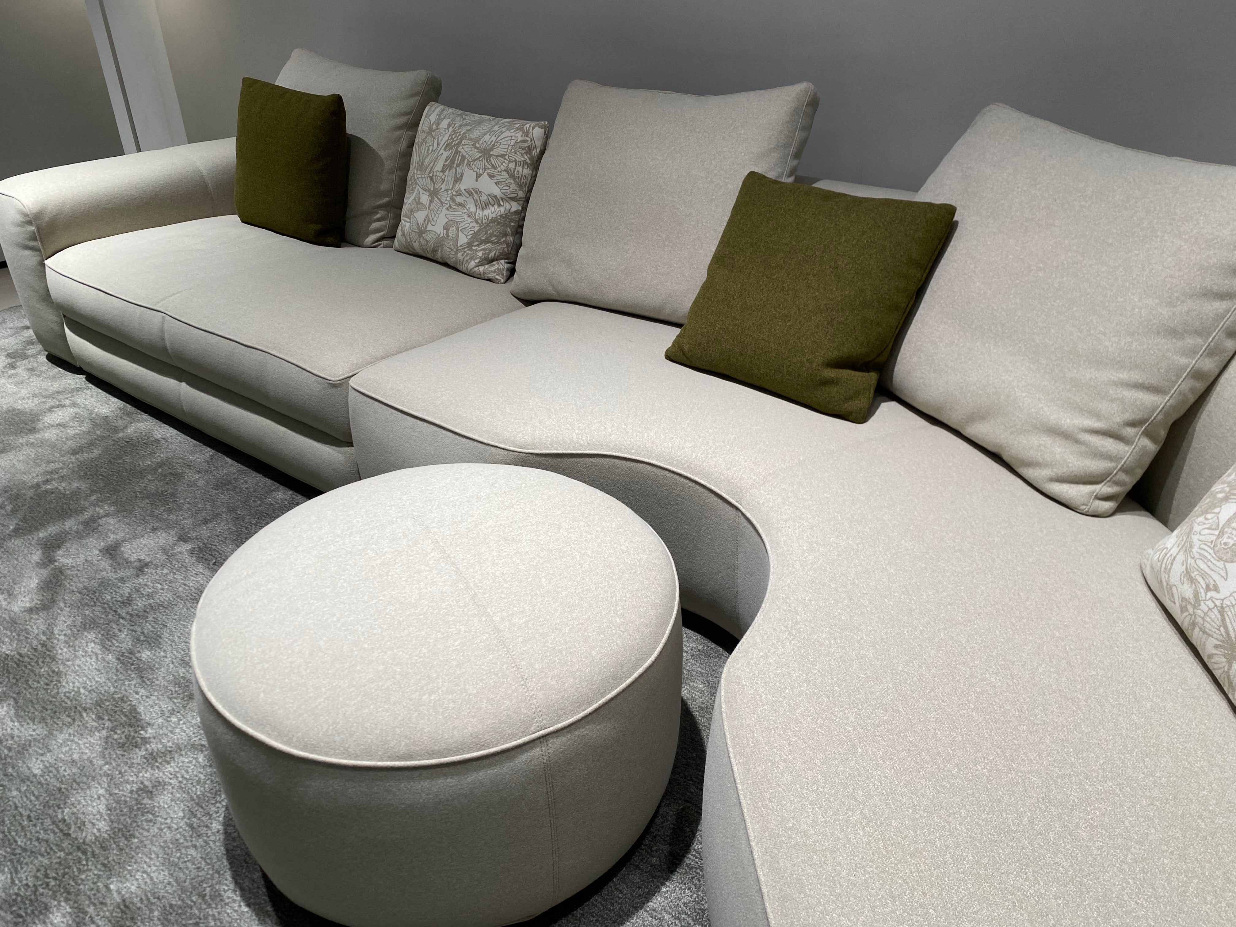 VJ3-2402 Combination Sofa Comfortable and soft to sit on - Chiuchiufurniture