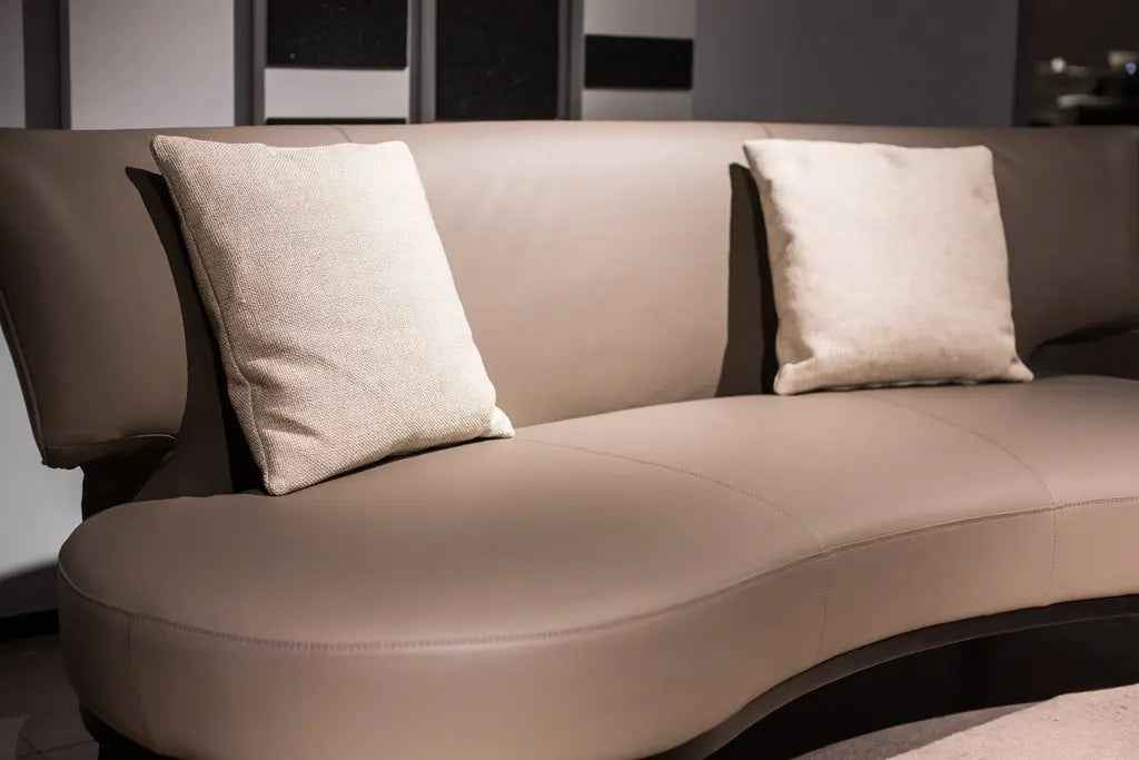 VJ5-1678 Sofa - Elegant and Comfortable Seating Solution