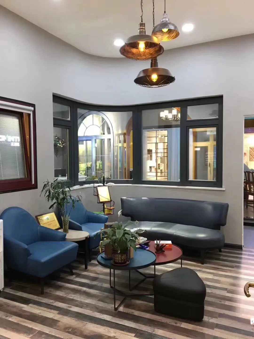 VJ5-1678 Sofa - Elegant and Comfortable Seating Solution