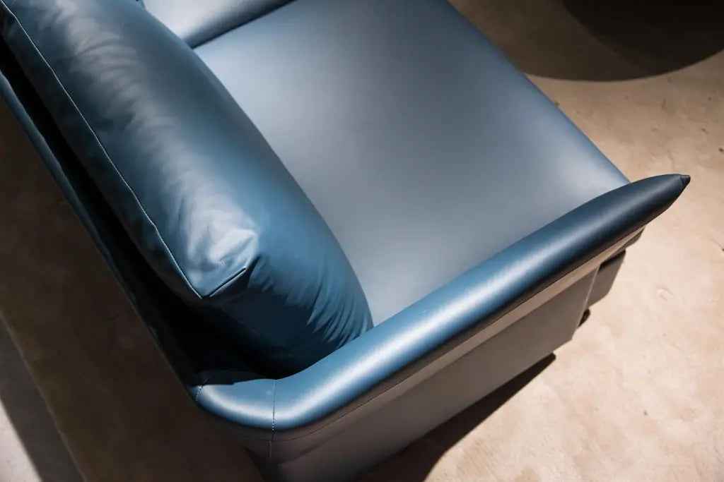 VJ5-1961 Sofa - Modern Comfort and Style for Your Living Room