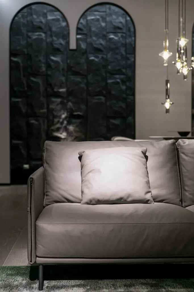 VJ5-2068 Sofa - Modern Comfort and Stylish Design