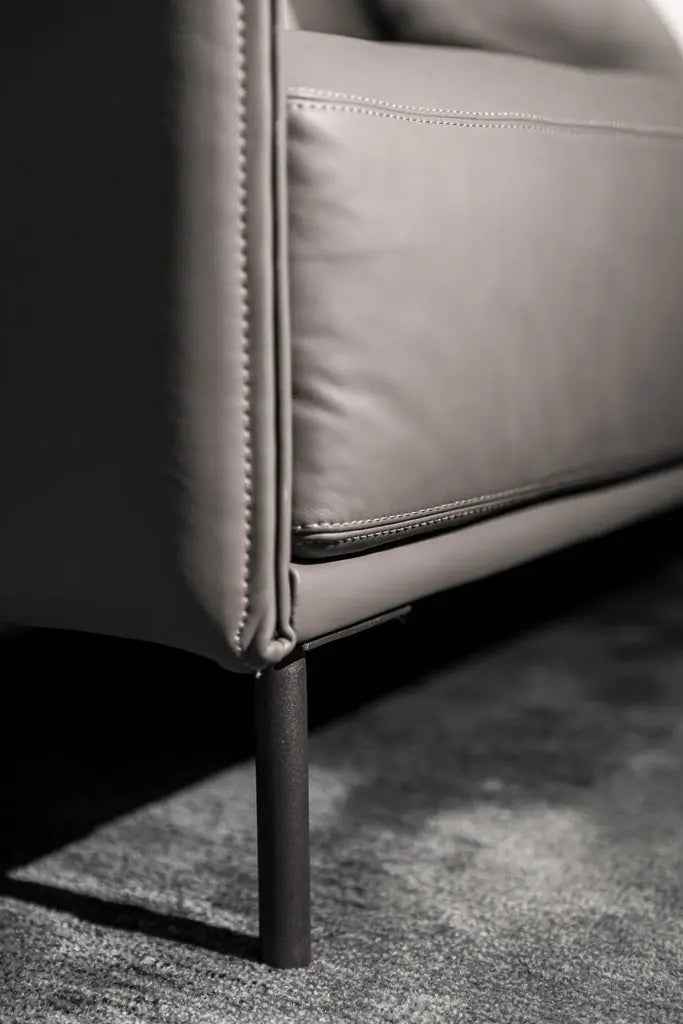 VJ5-2068 Sofa - Modern Comfort and Stylish Design