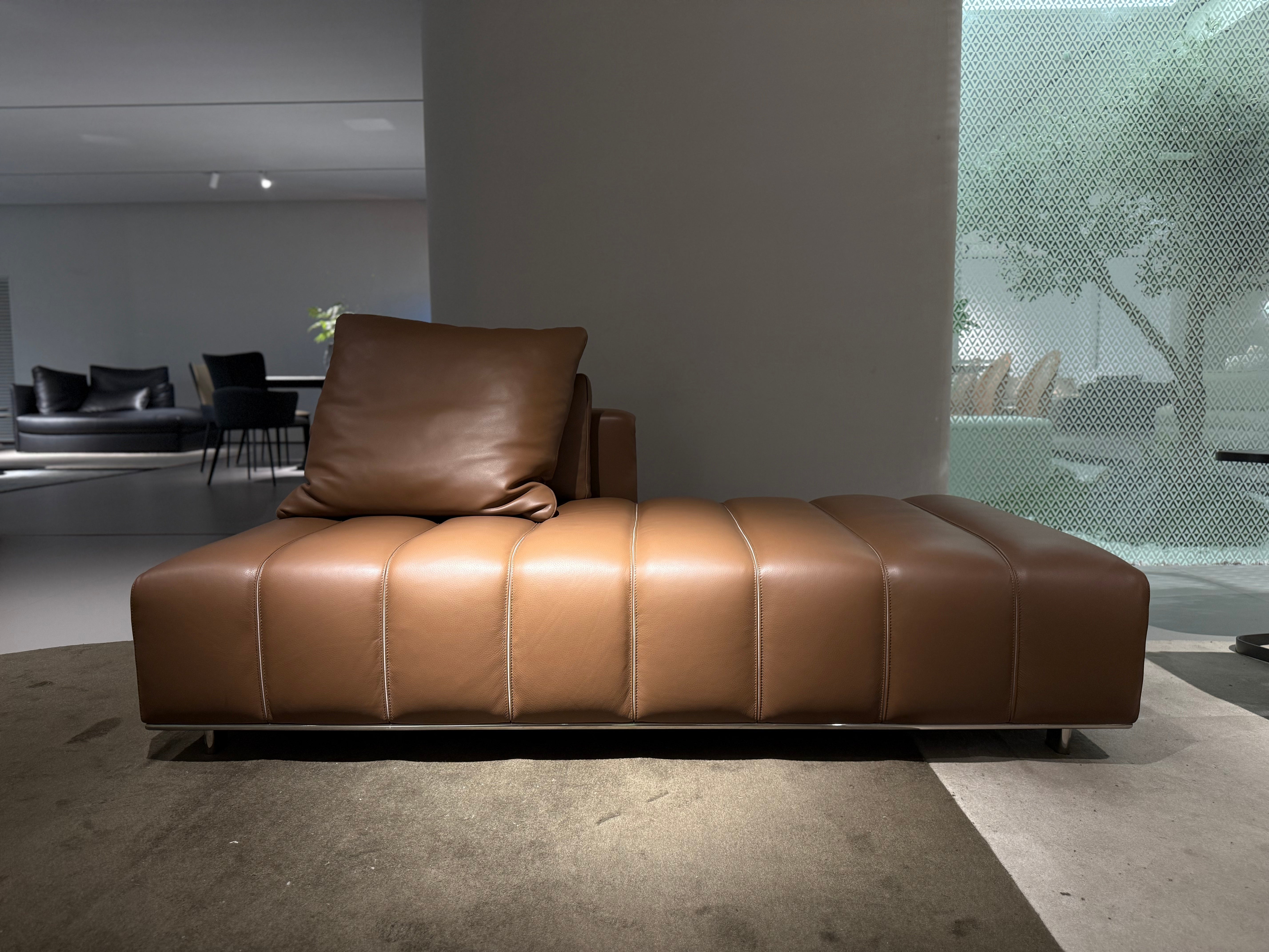 VJ6-2420 Combination Sofa Comfortable and soft to sit on - Chiuchiufurniture