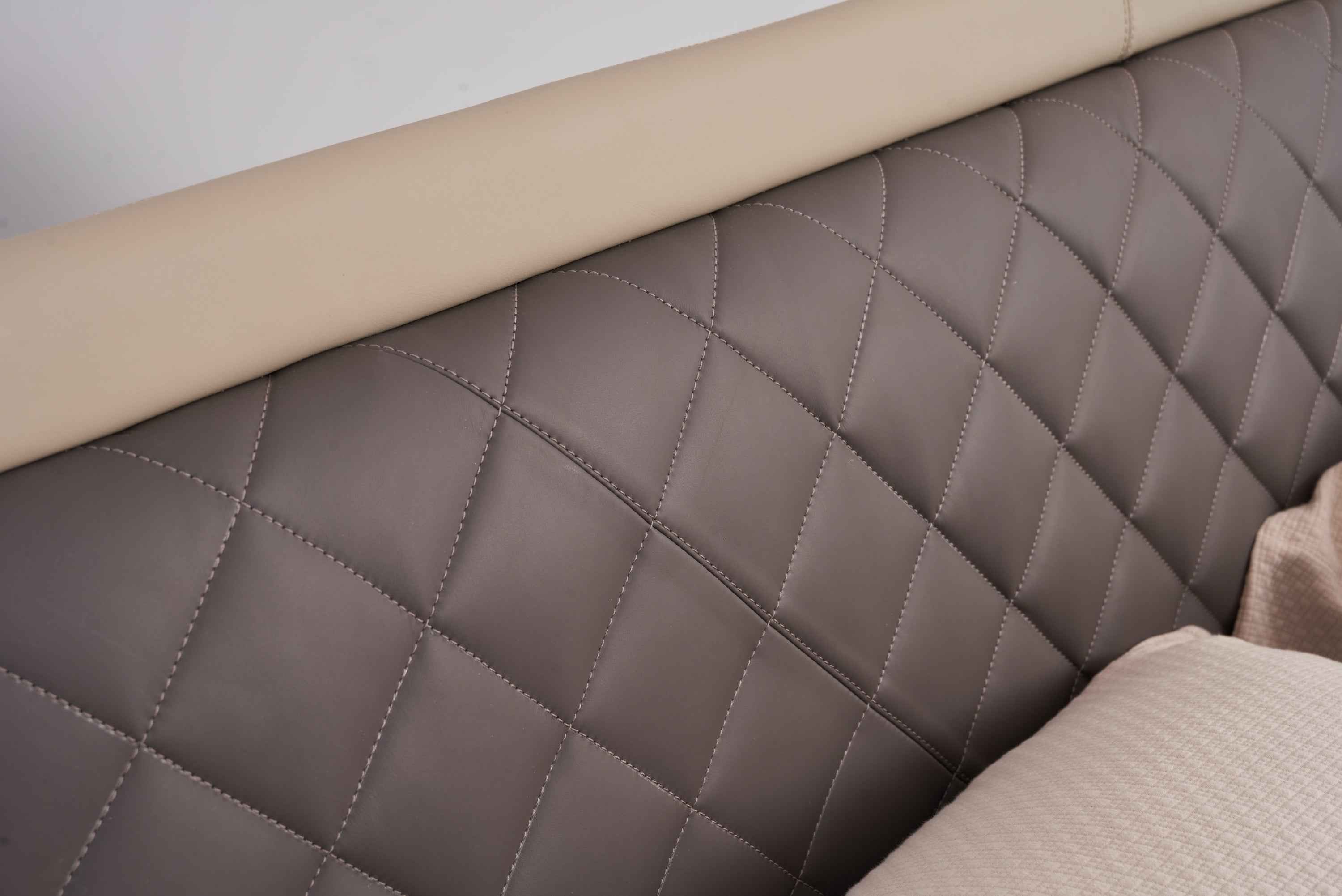 Luxurious Comfort VX5-2320-1 Bed