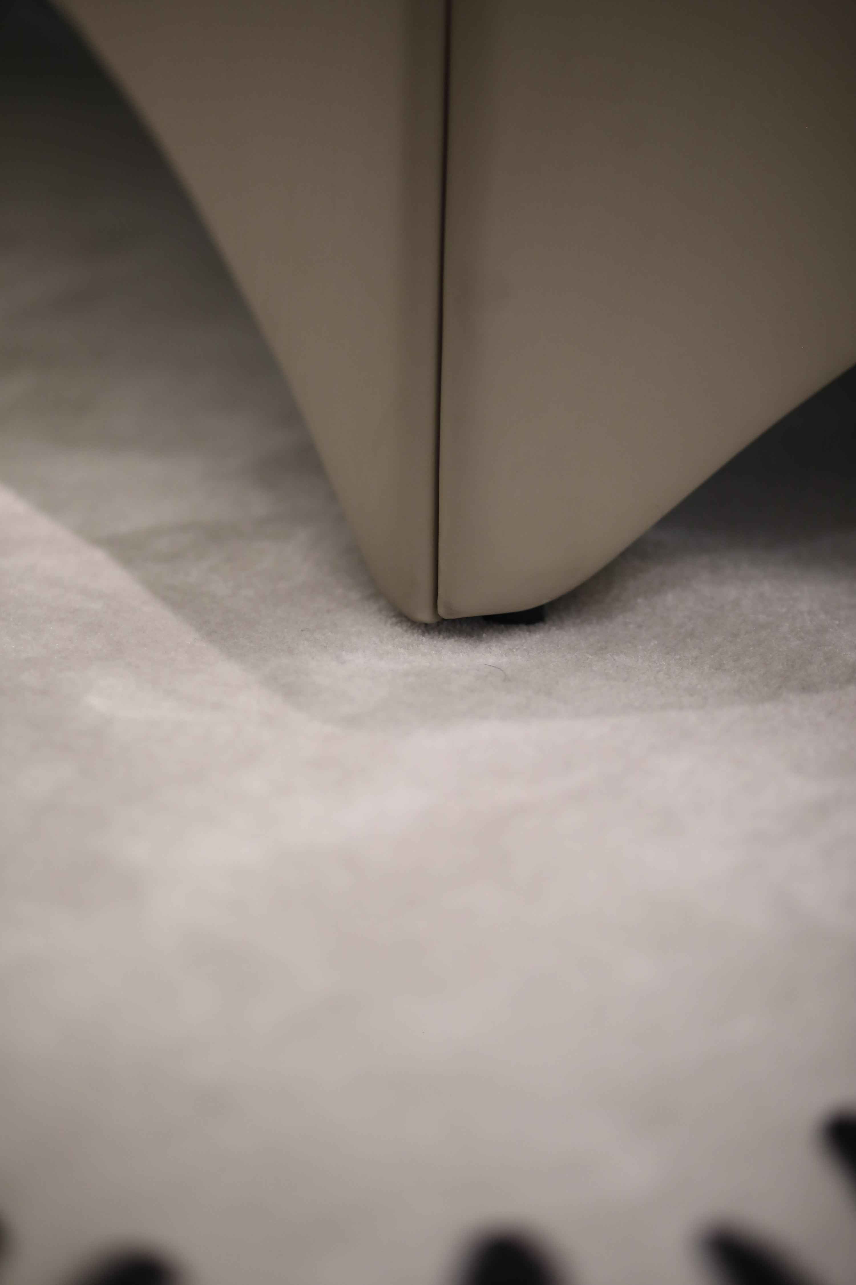 Luxurious Comfort VX5-2320-1 Bed