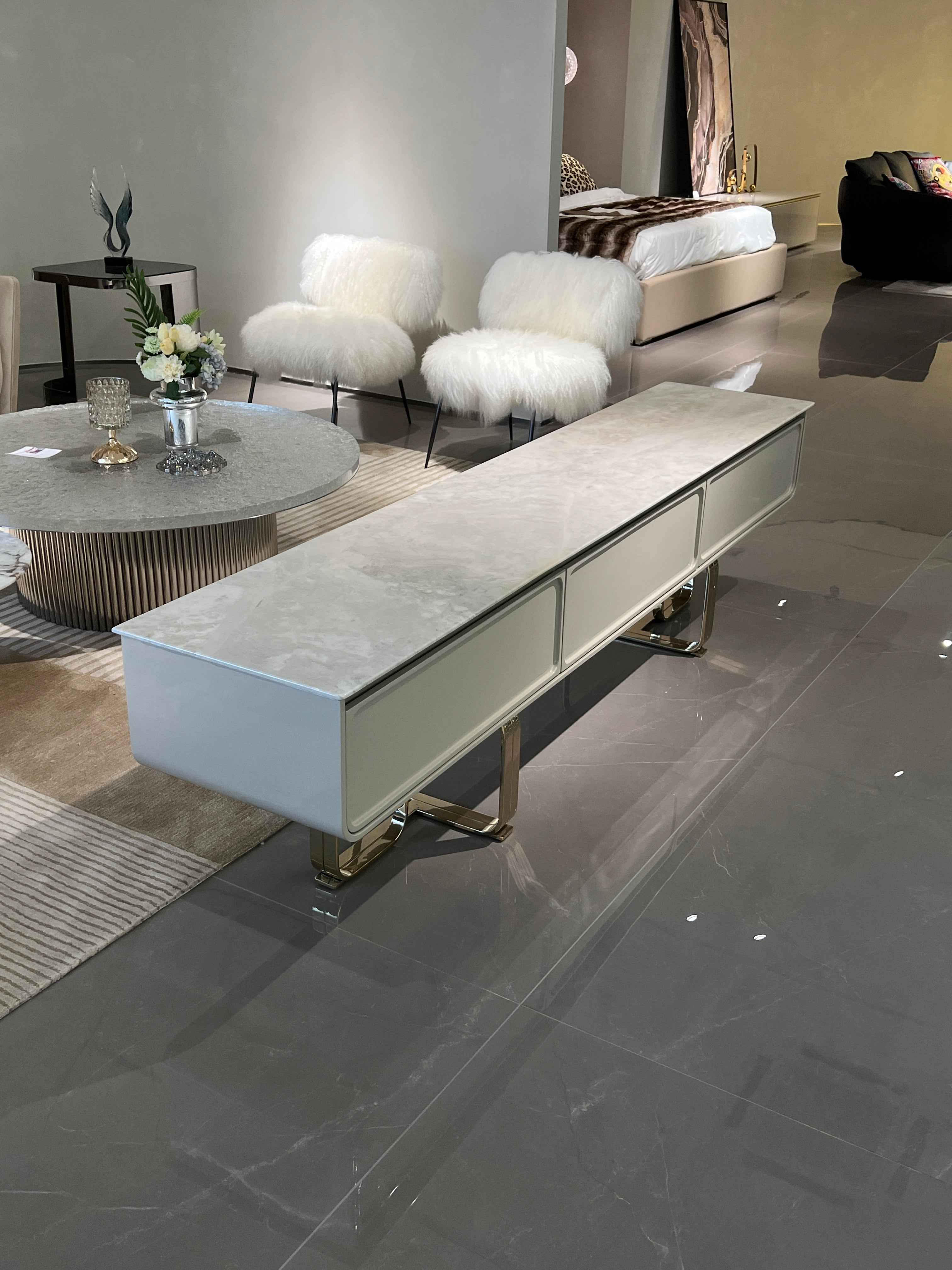 WH-932 Minimalism Lounge chair