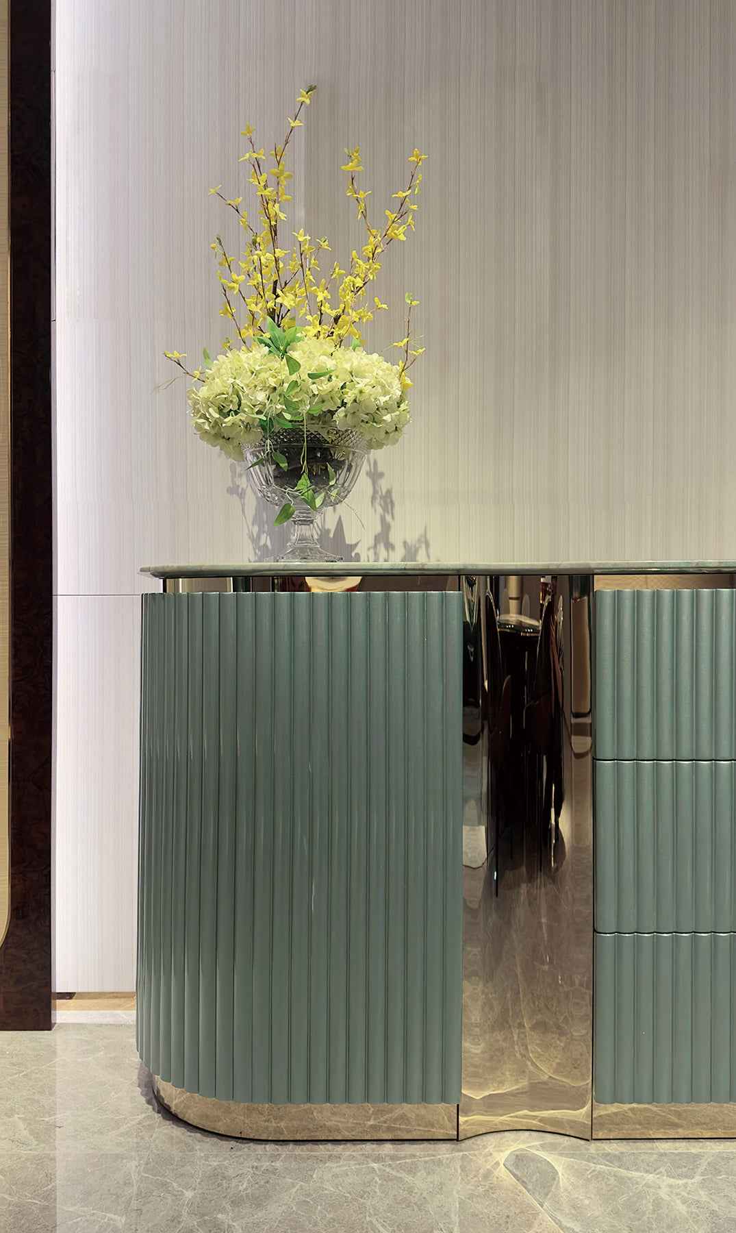 WH303D7 Wine Cabinet Sideboard