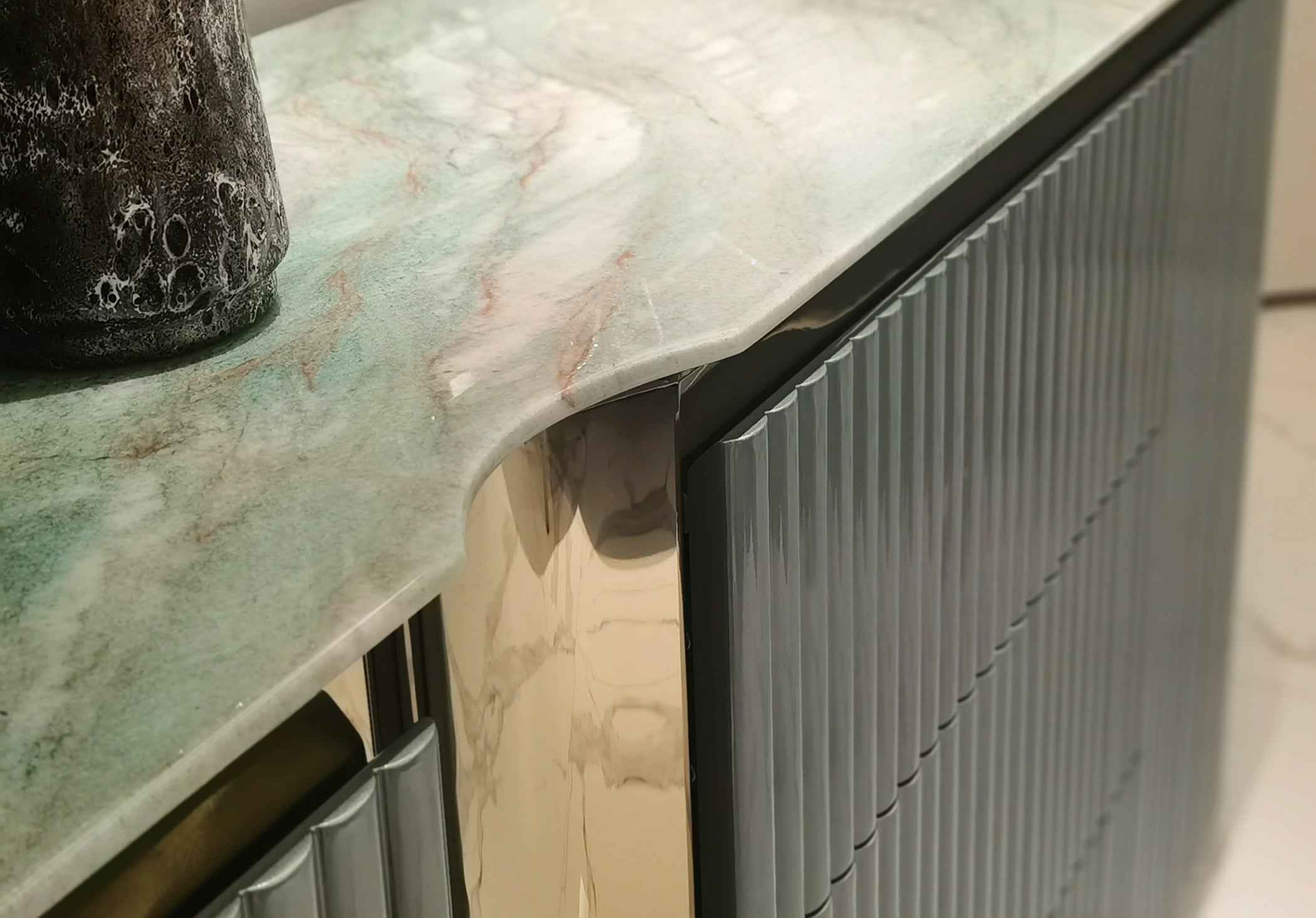 WH303D7 Wine Cabinet Sideboard