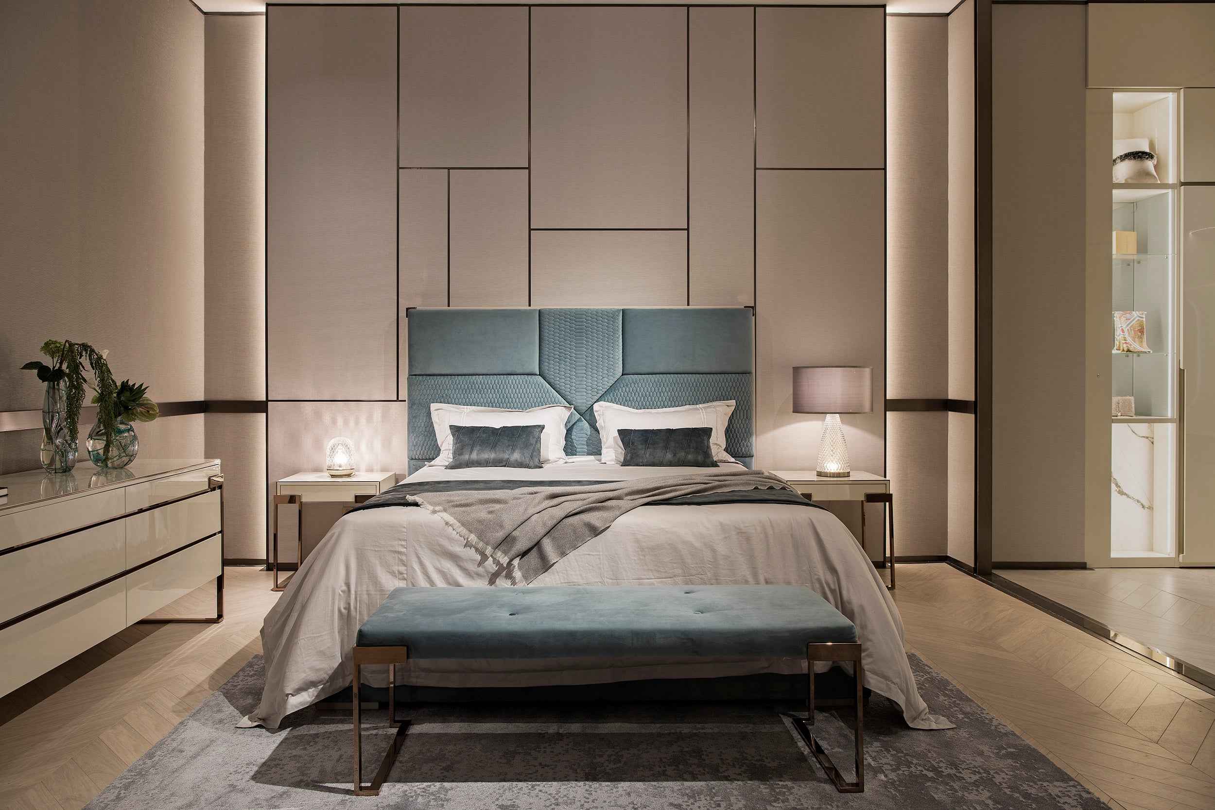 WH305B11 bedside table