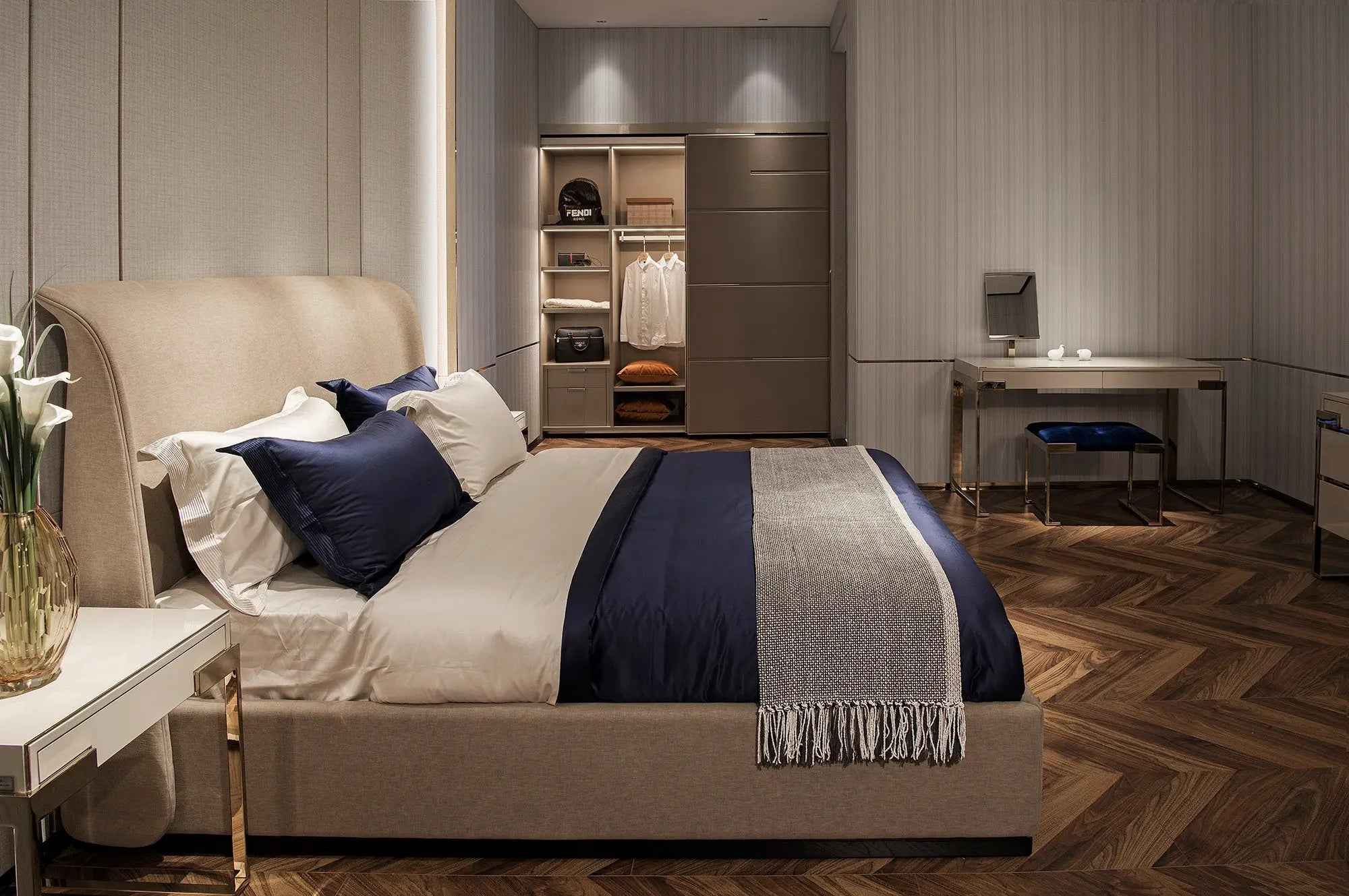 WH305B11 bedside table