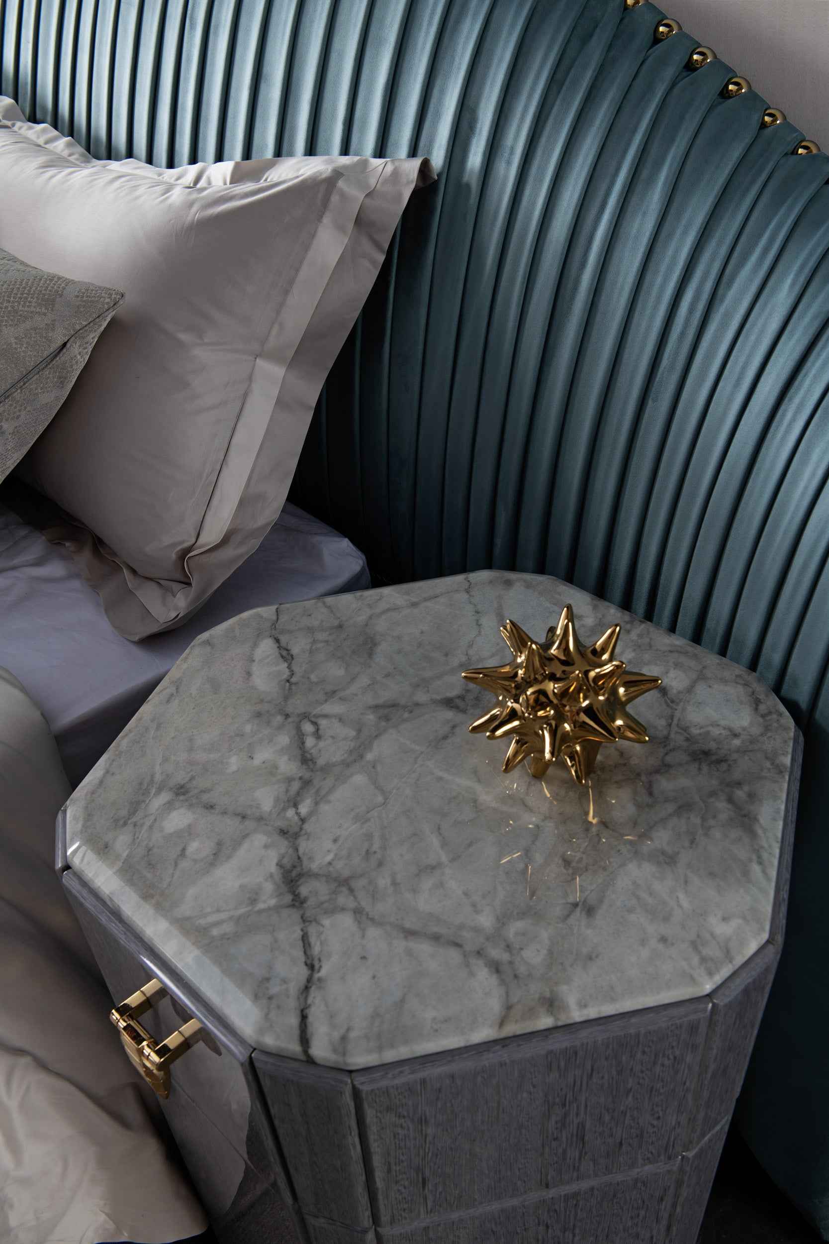 WH310B11 bedside table