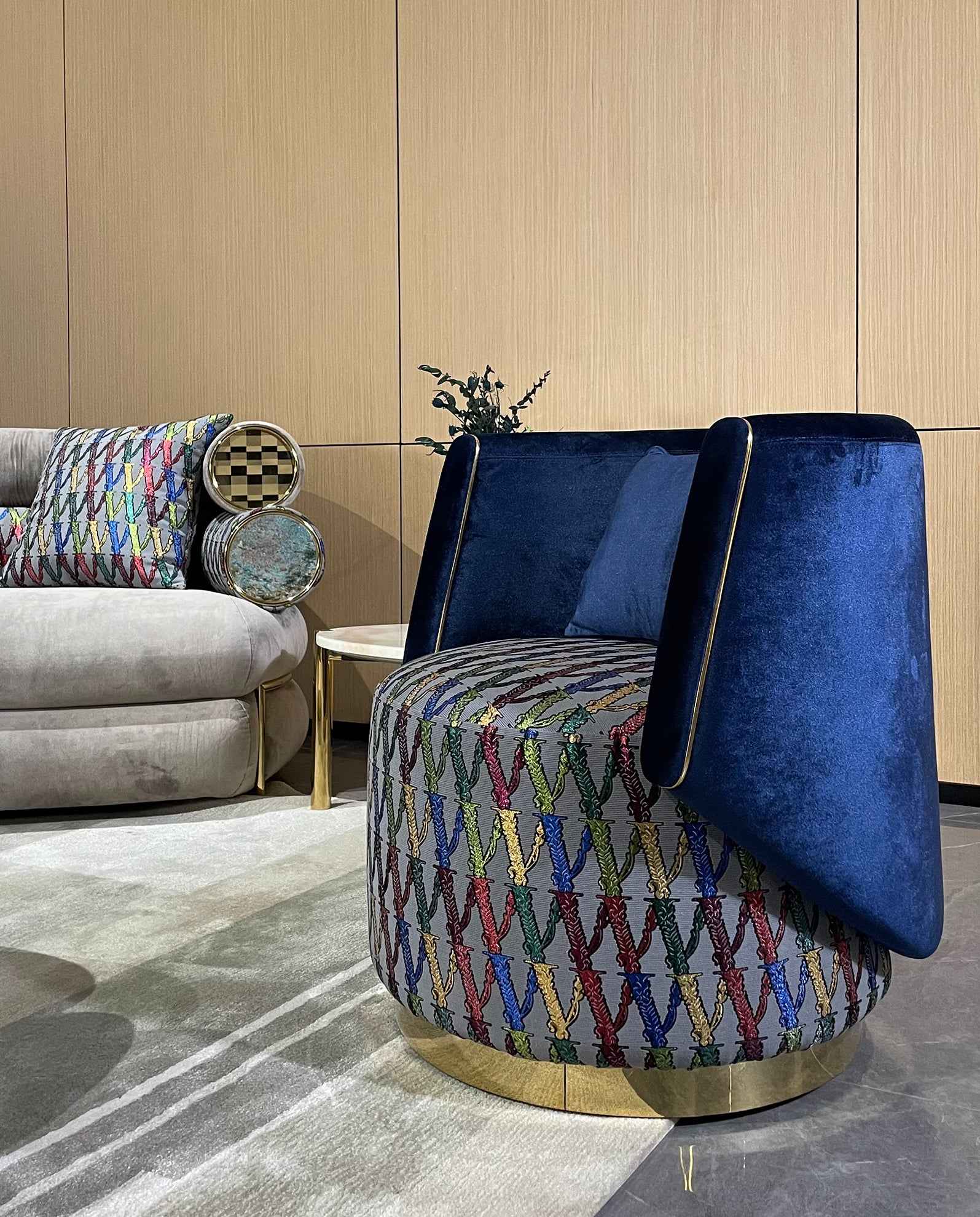 ltalian ILight Luxury Rmbroidery Fabric Leisure Chair WH310SF11B Lounger chair