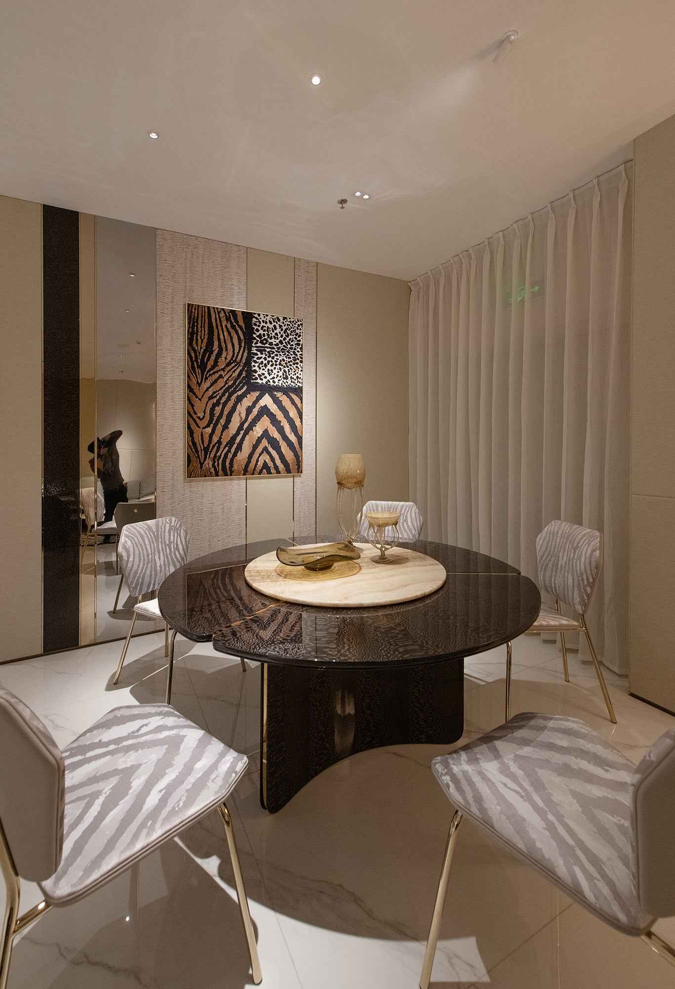 WH312D1 Dining table