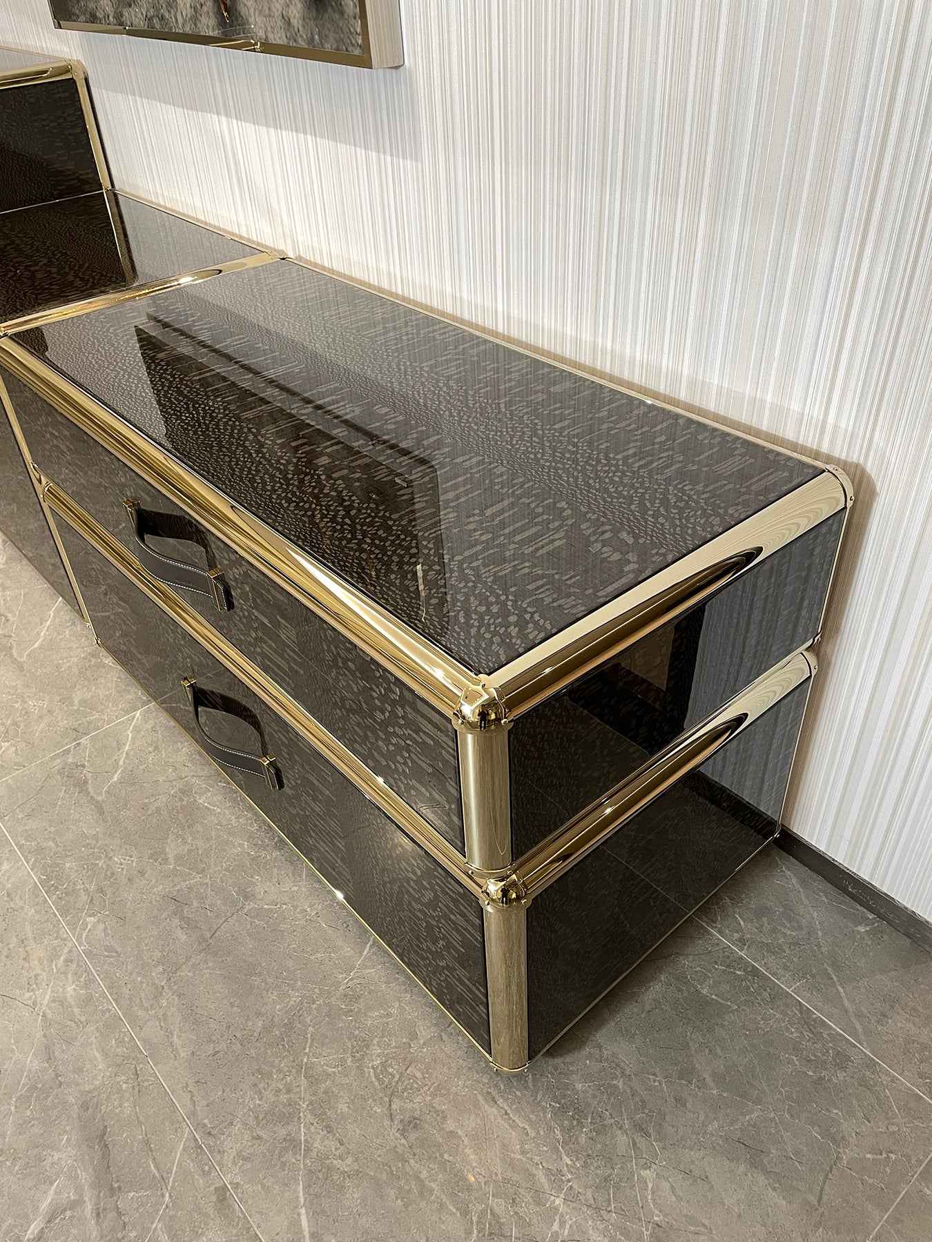 WH313H12B TV cabinet