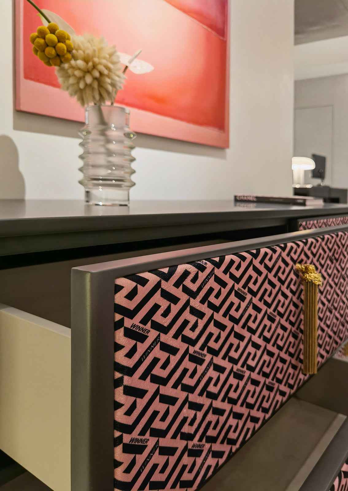 WH315B12 chest of drawers