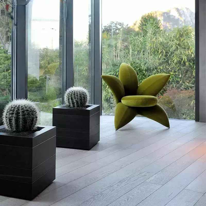 XXY-526 Lilies Chair