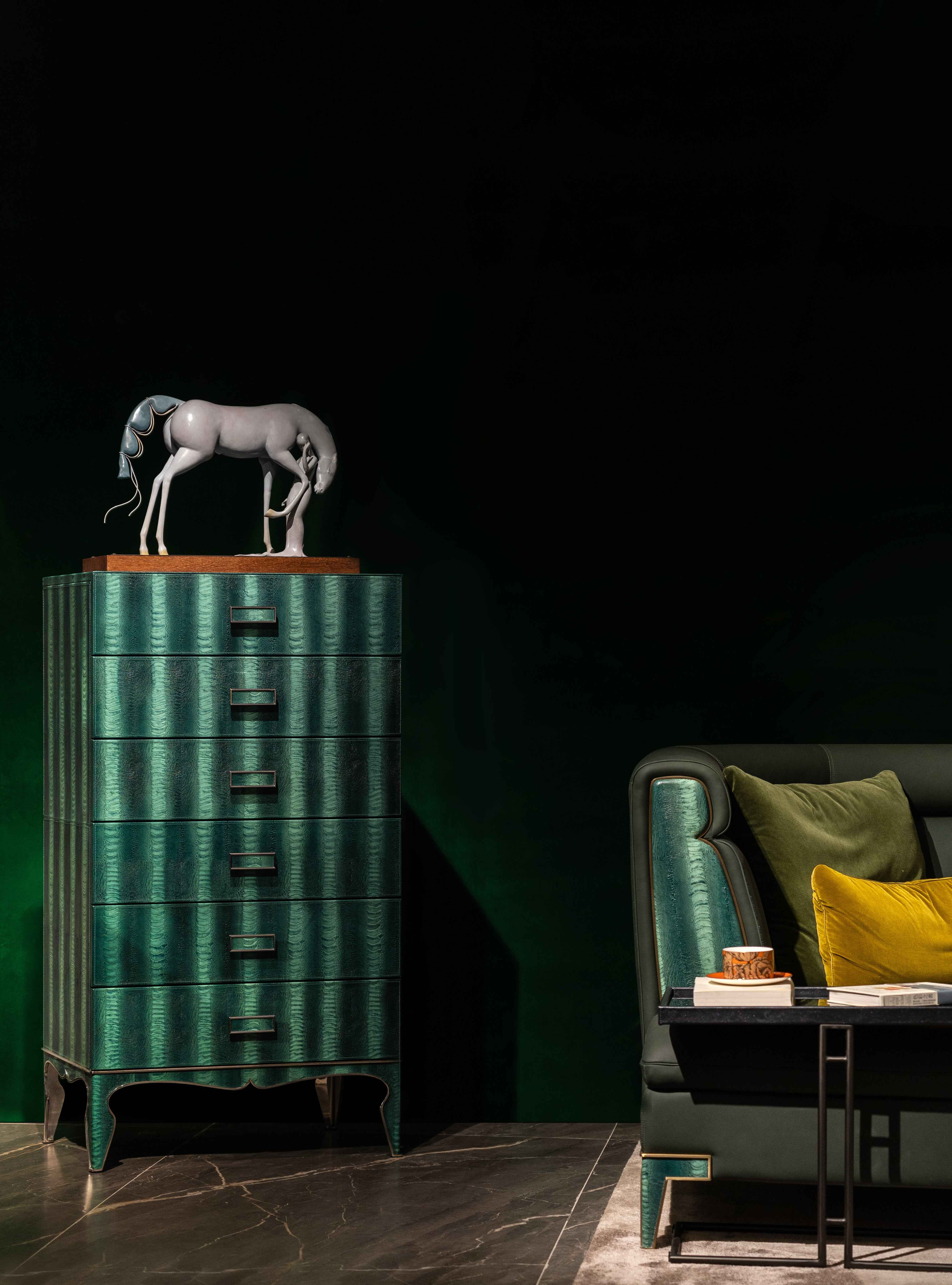 APTA-163 Chest of drawers