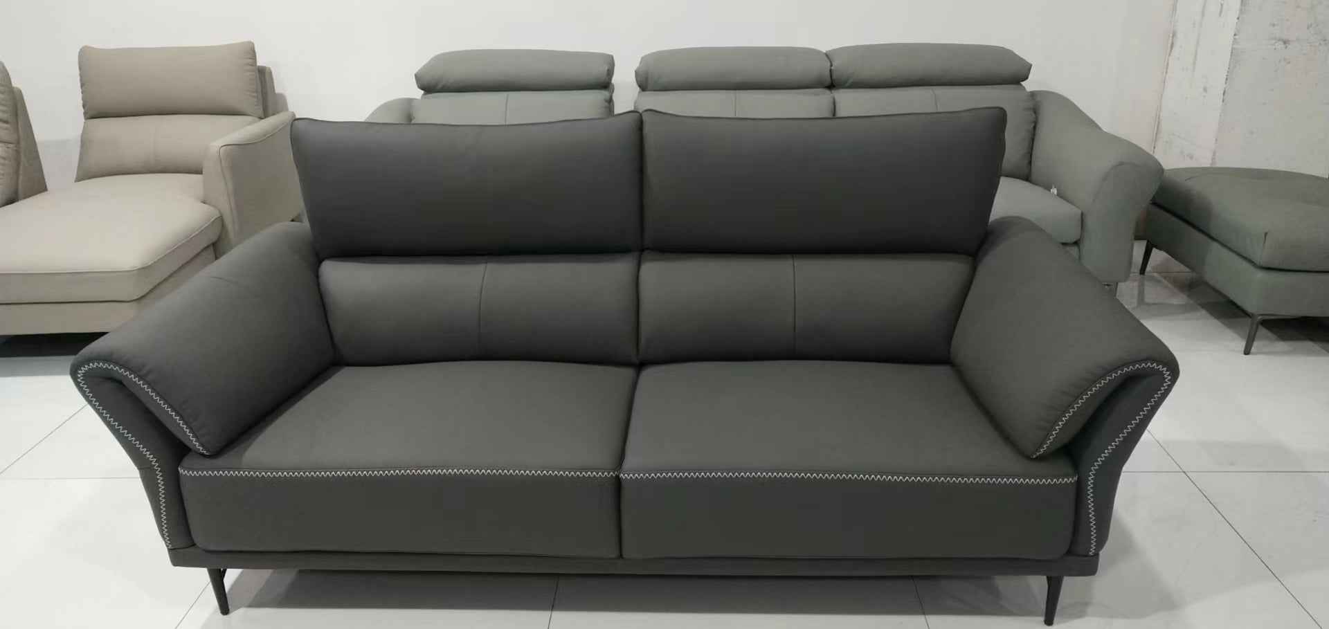 J2013 Sofa