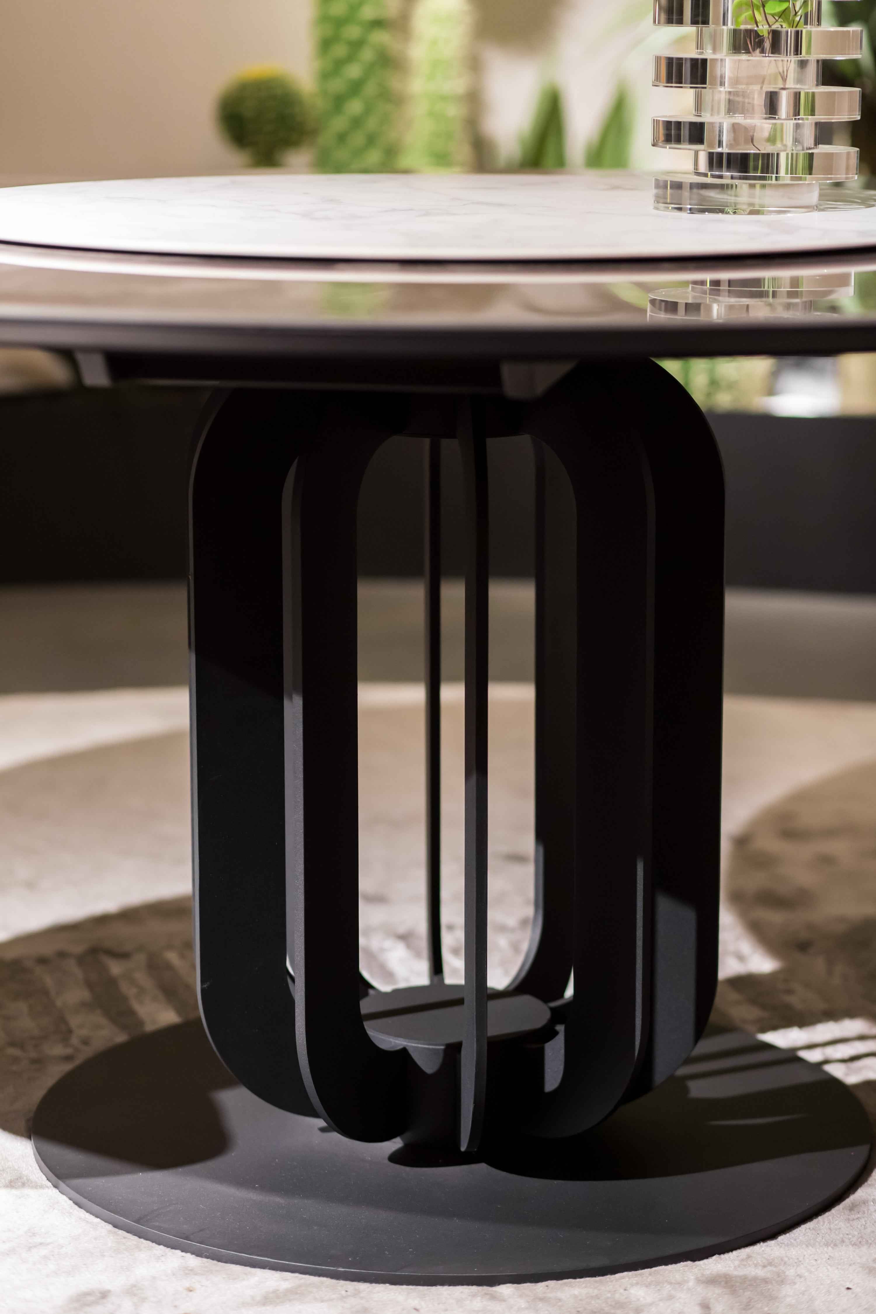 HA-1811-1 Dining table