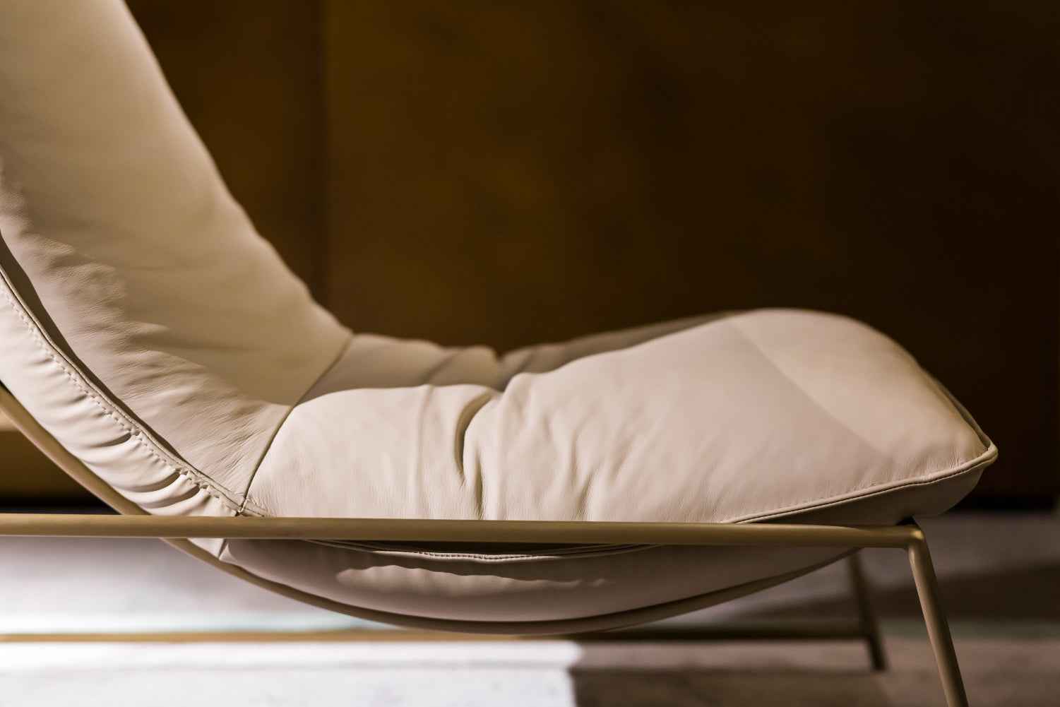 Italian minimalist style FA93 leather lounge chair VE5-2020 Lounge chair