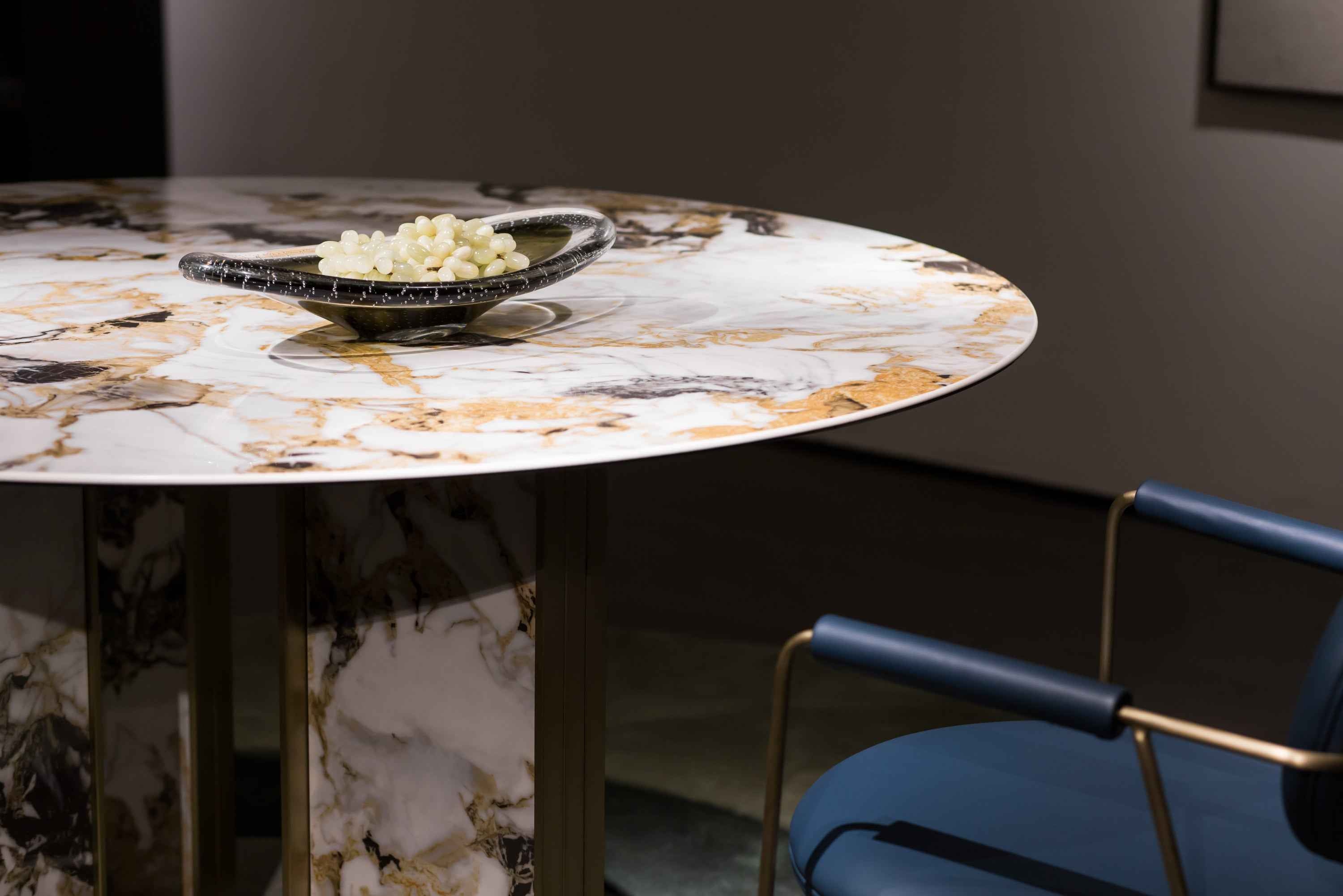 Italian minimalist style fish maw gold rock plate stainless steel brushed champagne gold dining table HA-1908 Dining Table