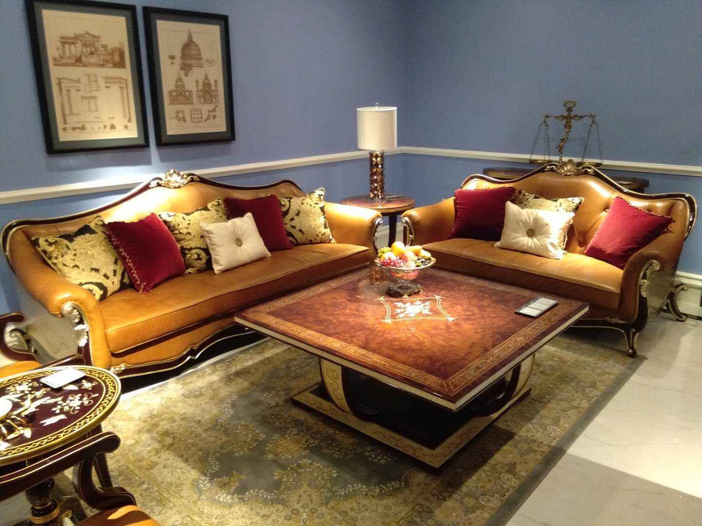 AI-5005-612 round table