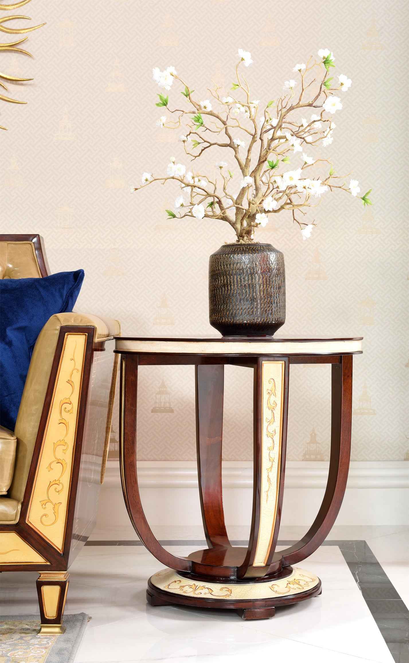 AI-5005-612 round table