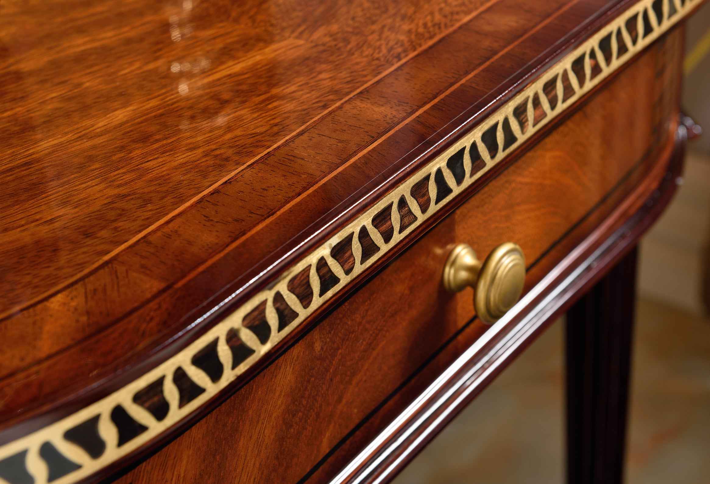 AI-6005-068 bedside table