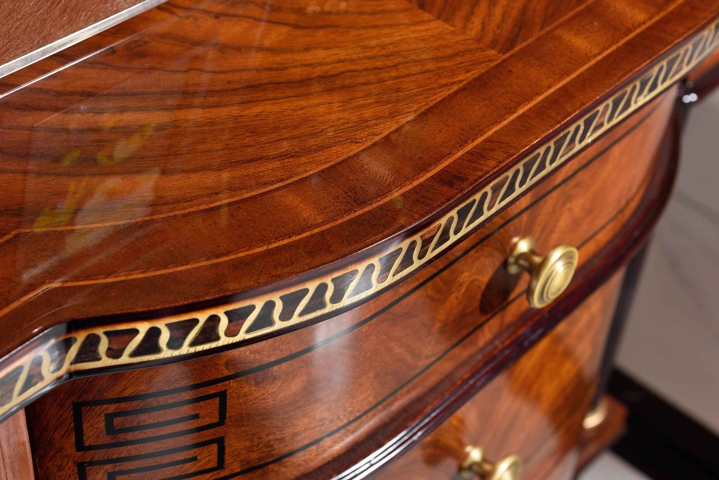 AI-6005-468 standing makeup