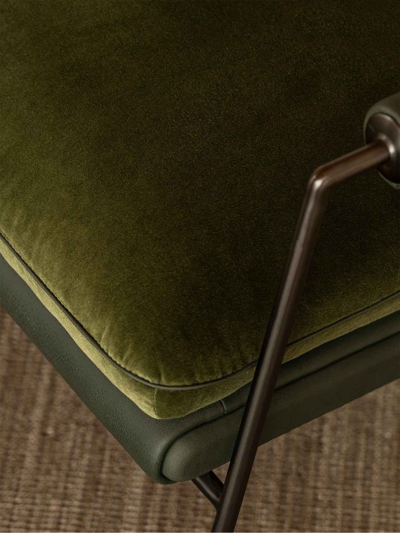 APTS-2986 lounge chair