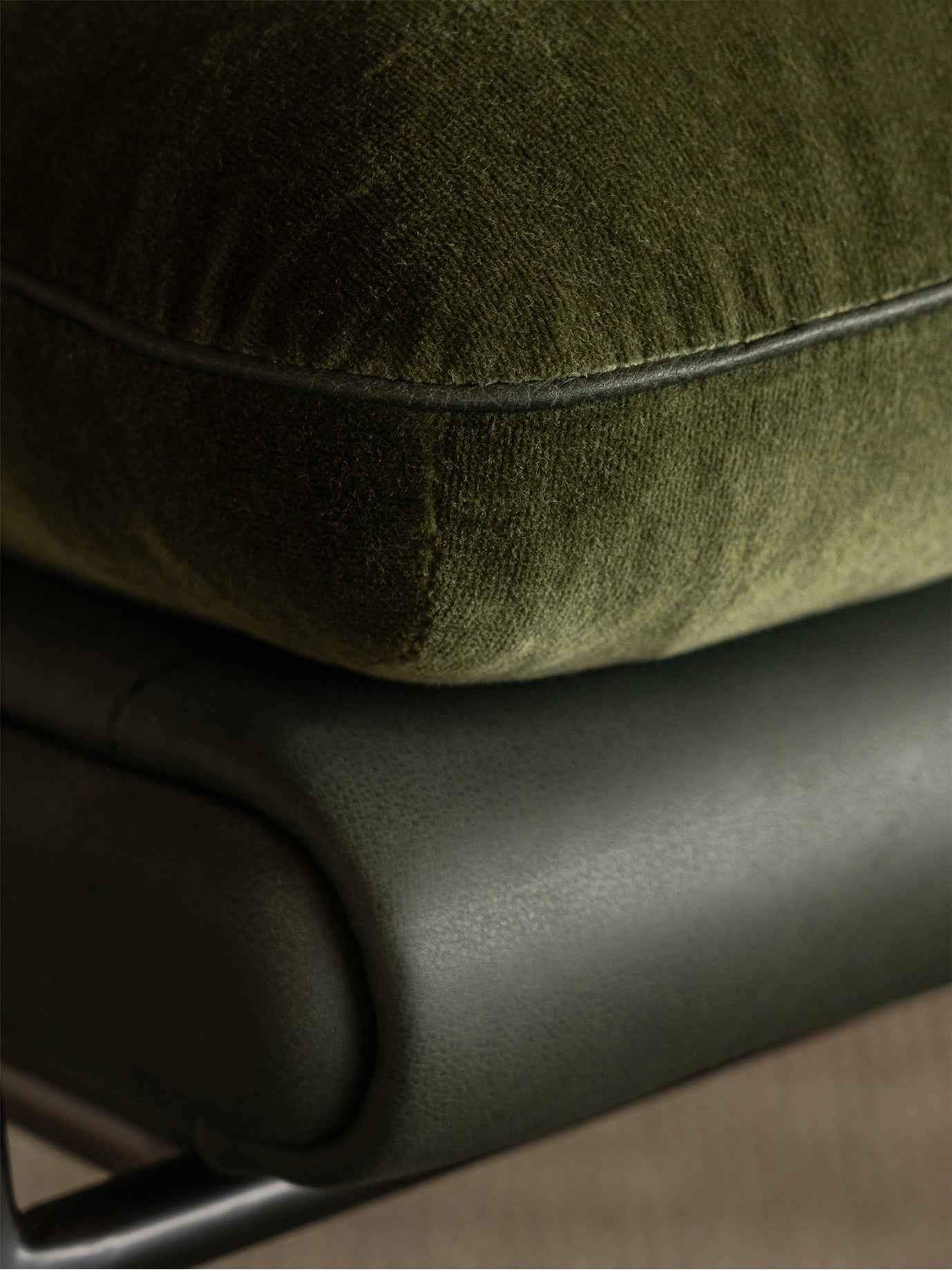 APTS-2986 lounge chair