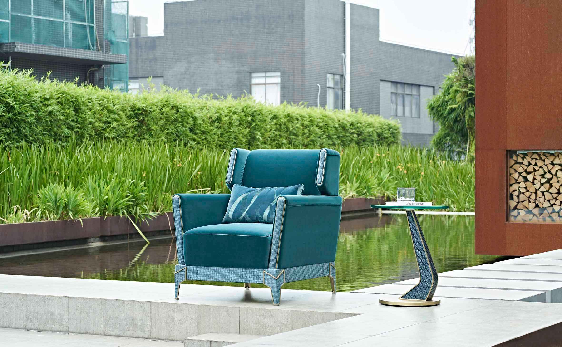 APTV-2936 lounge chair