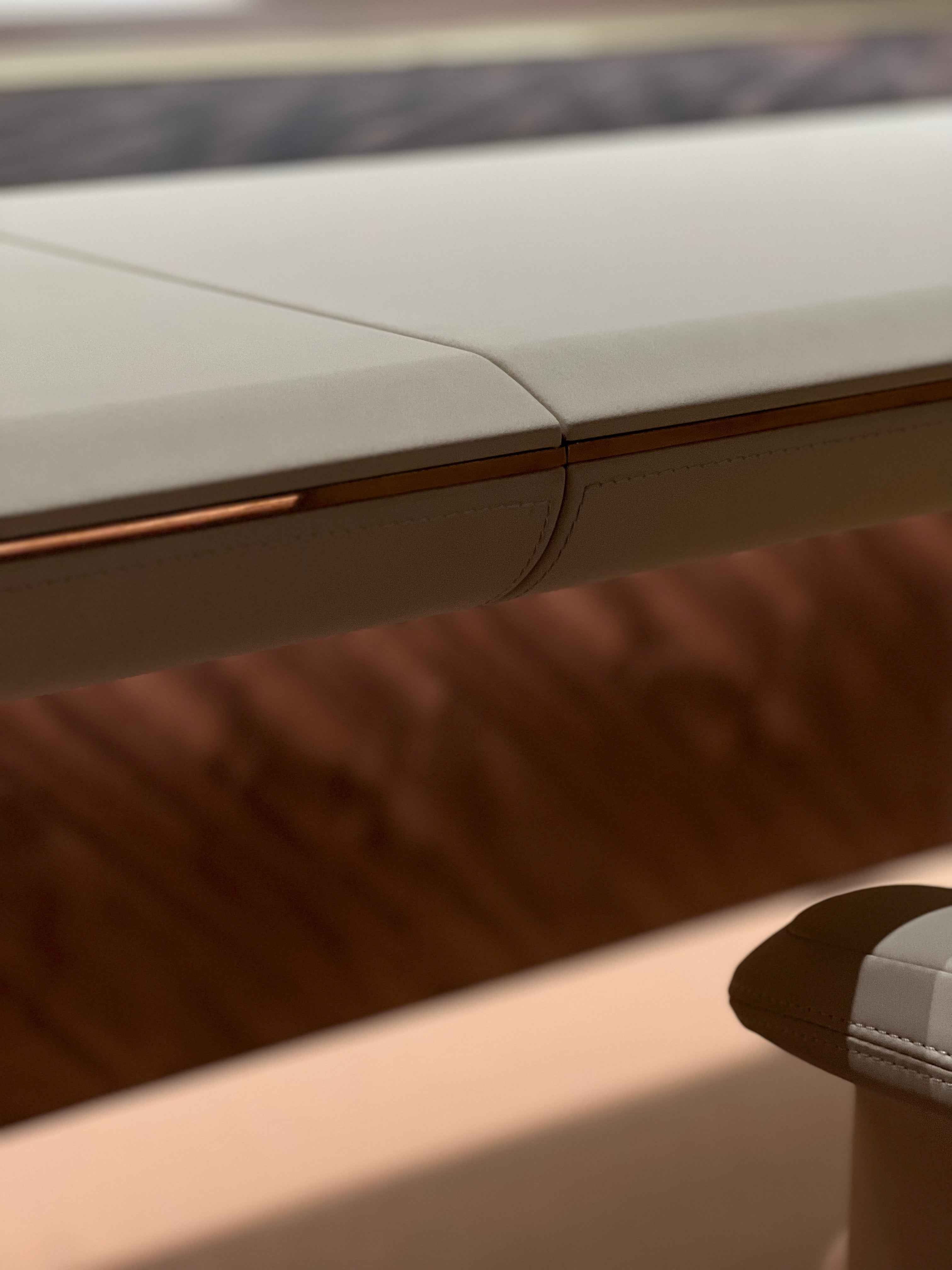 CM-002 conference table desk