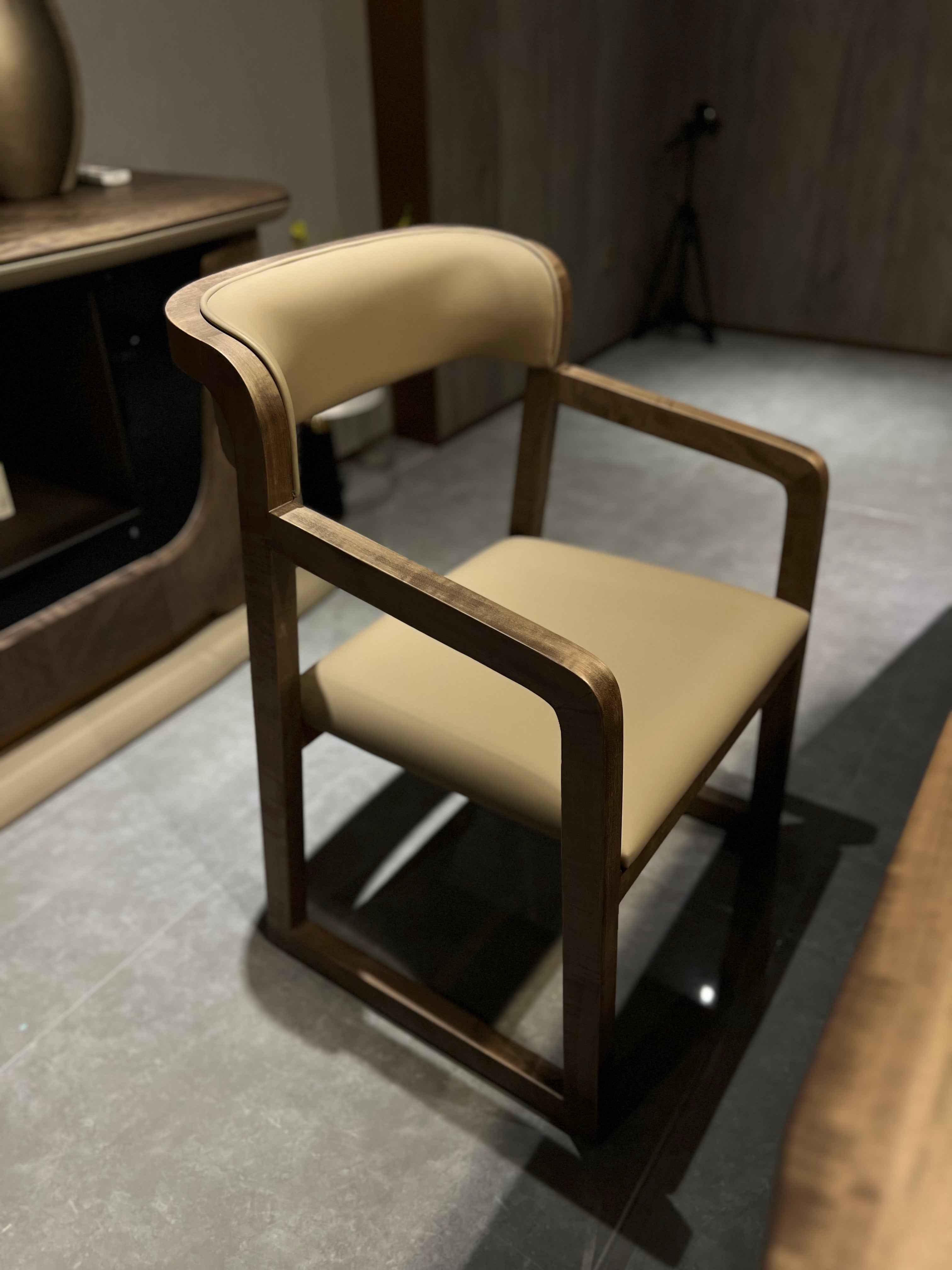 CM-008 tea chair