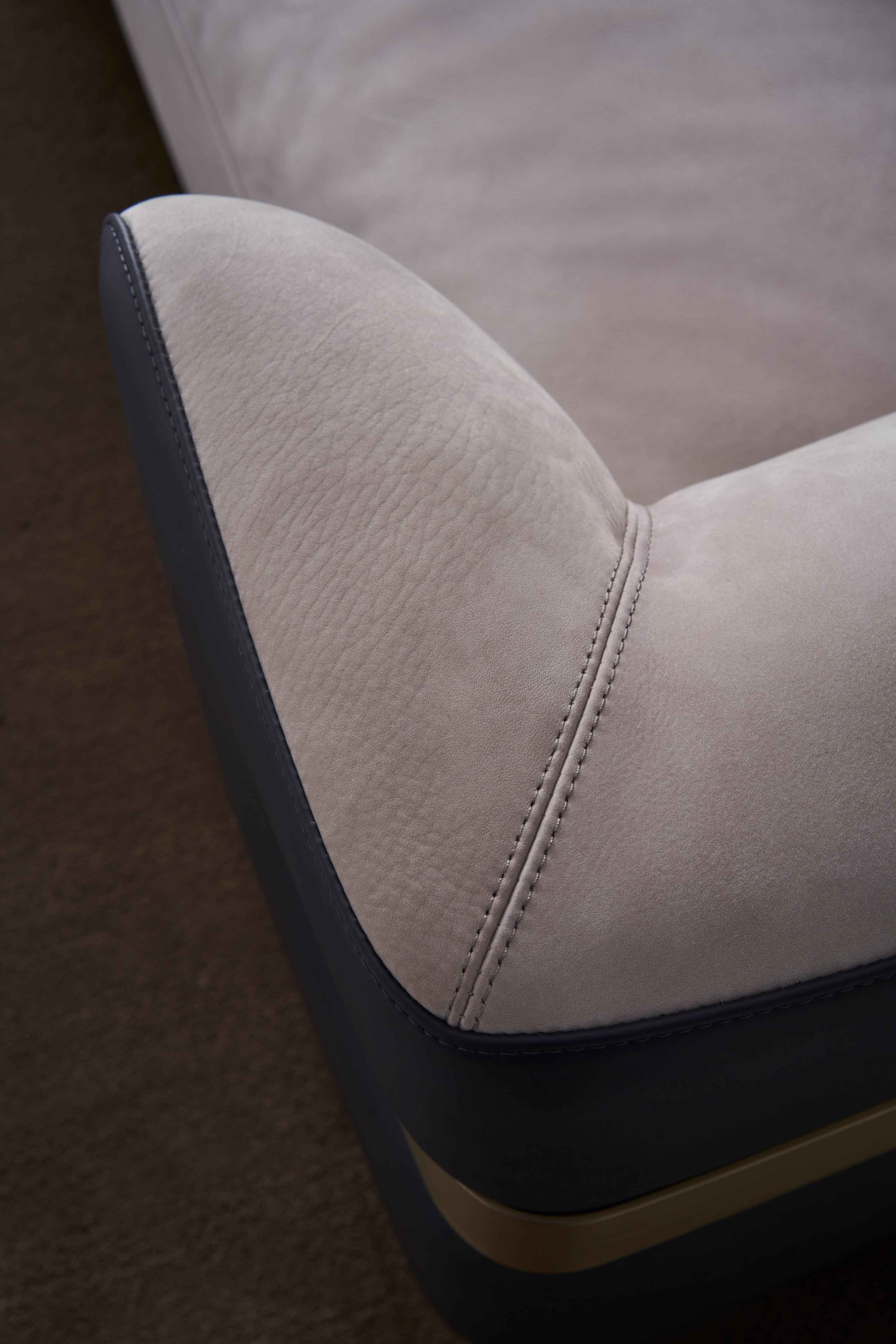 Italian minimalist A66 leather sofa DJ5-051 Sofa