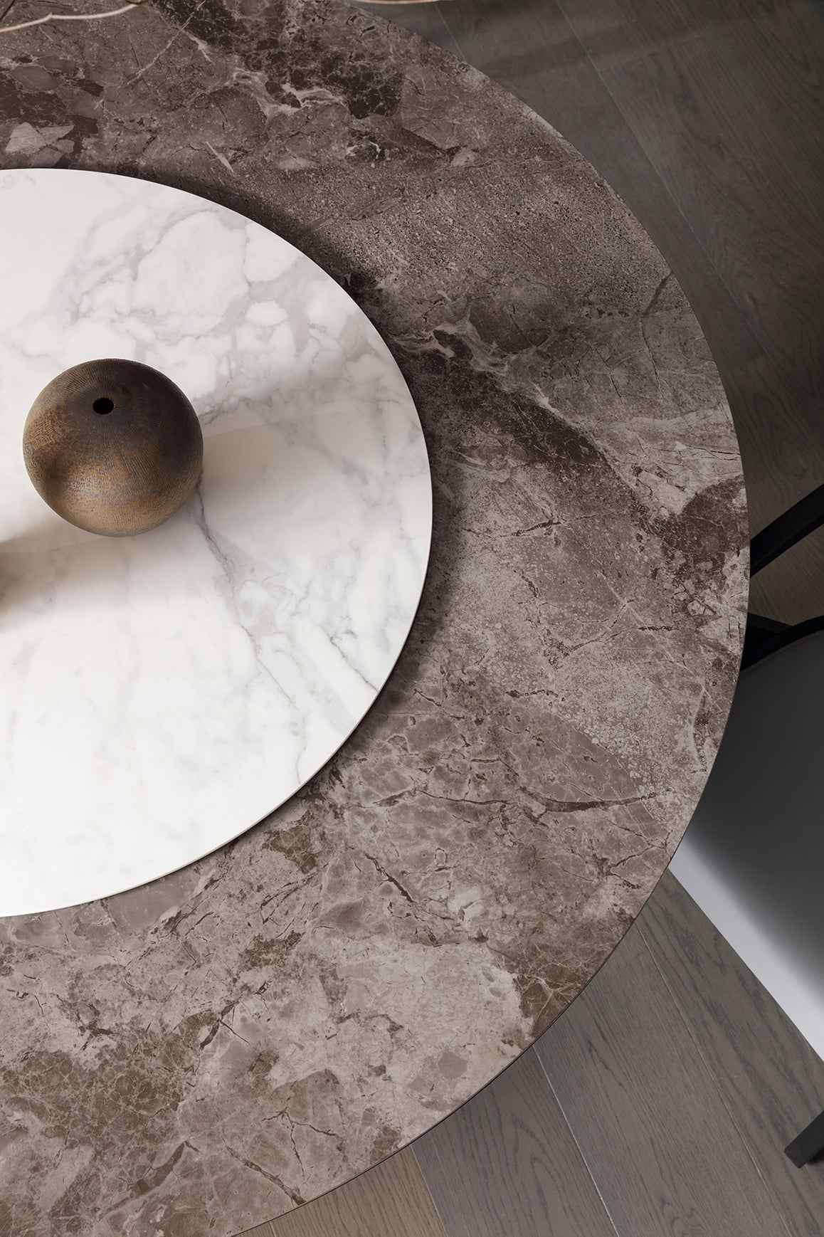 HA-1811-1 Dining table