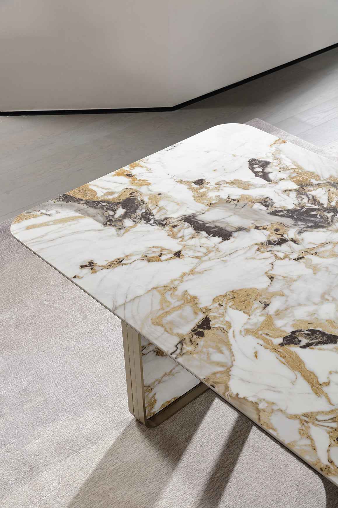 Italian minimalist style fish maw gold rock plate stainless steel brushed champagne gold dining table HA-1908 Dining Table