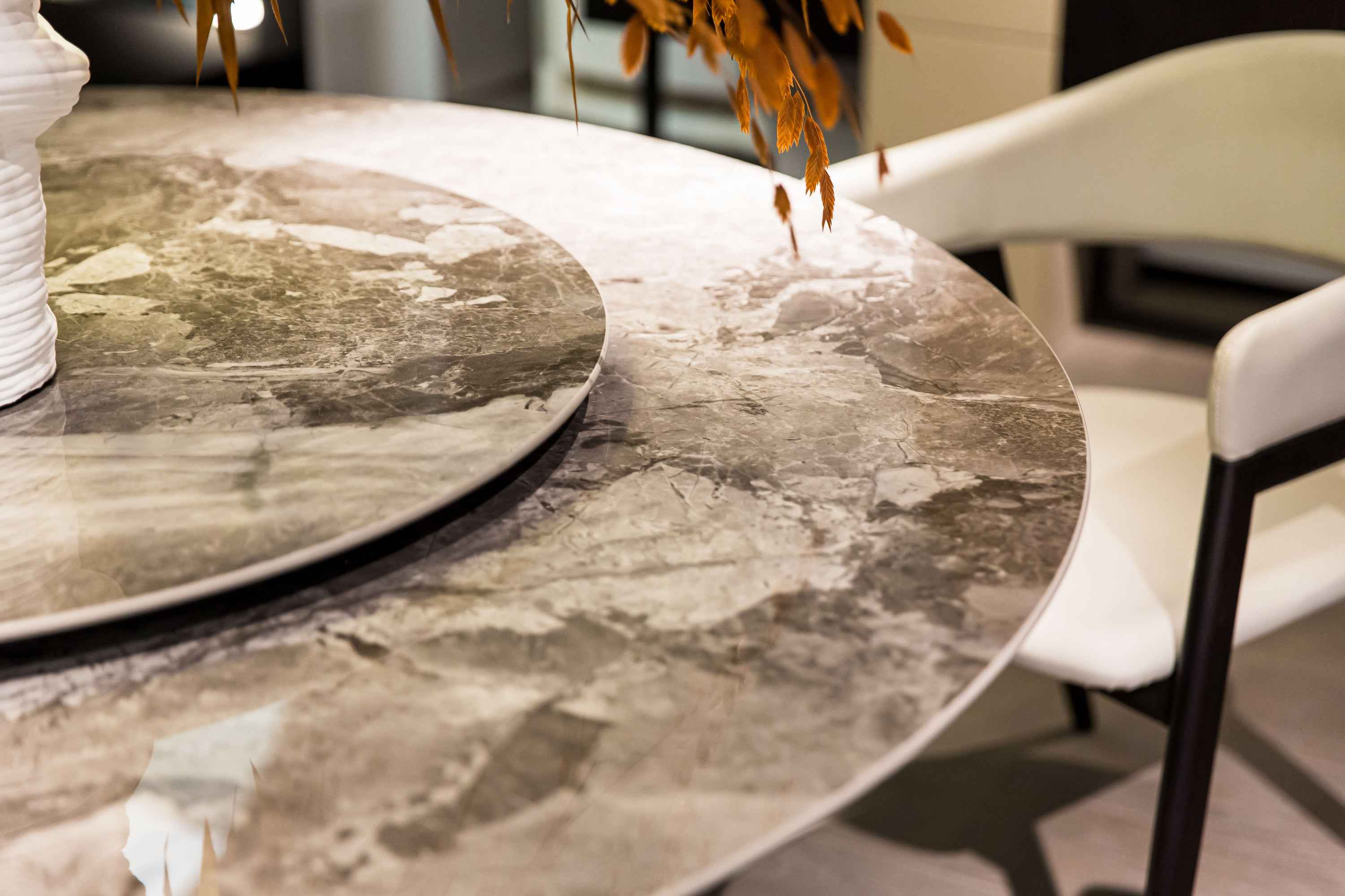 HA-1961-5 Round dining table