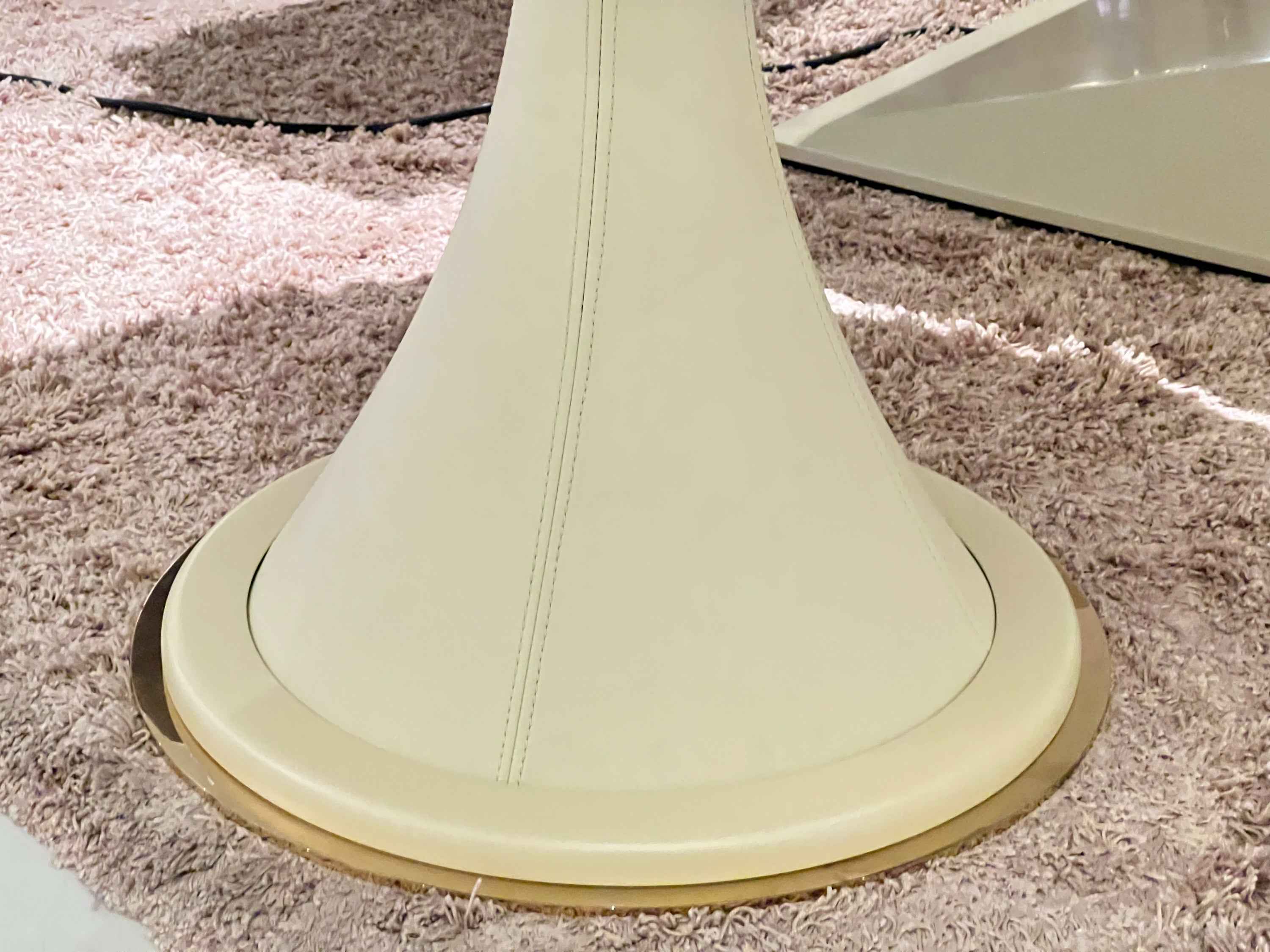 Light luxury cone type automatic mahjong table