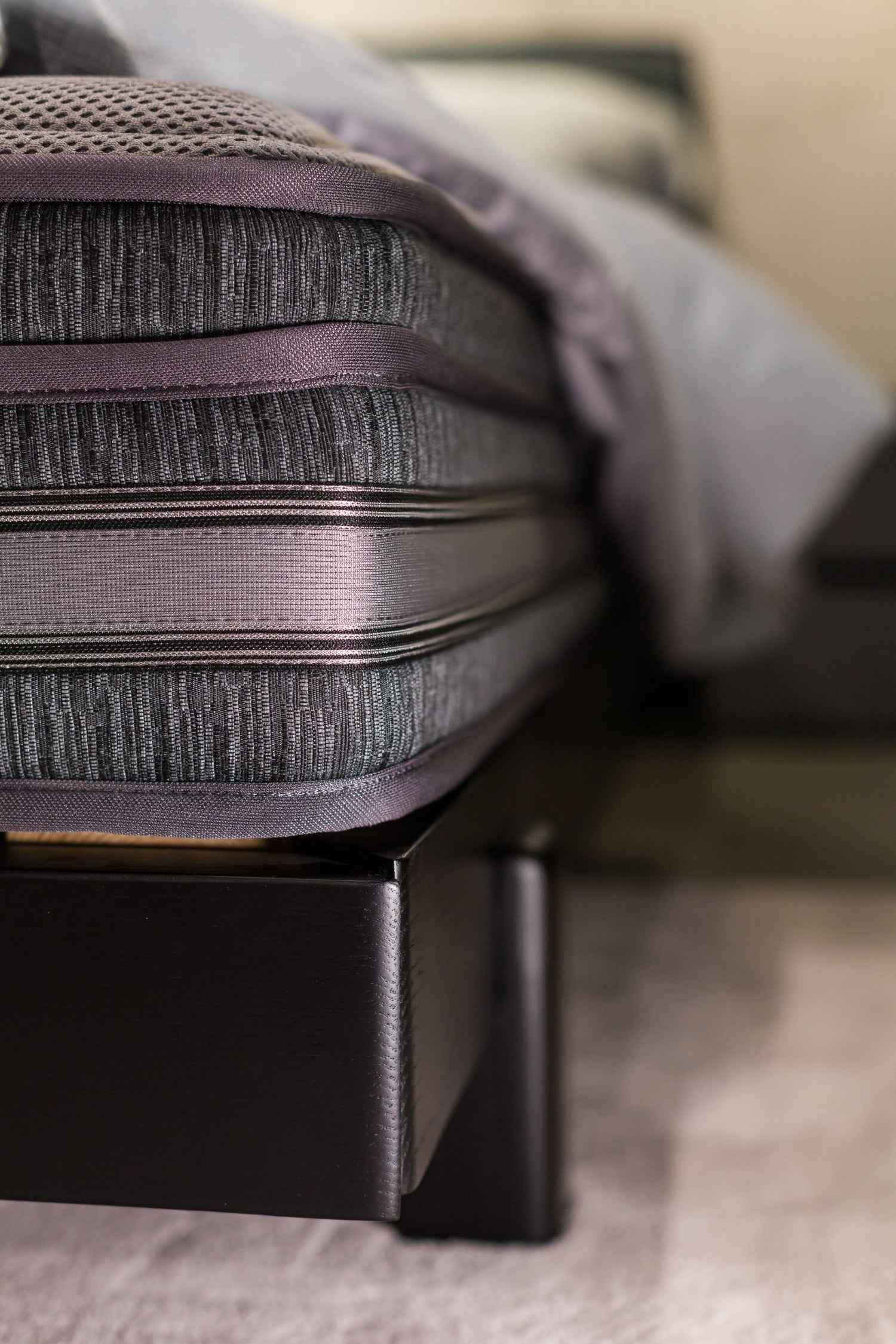 Urban Chic Leather KB-VVCASA-BED-VX5-1801-1 Bed