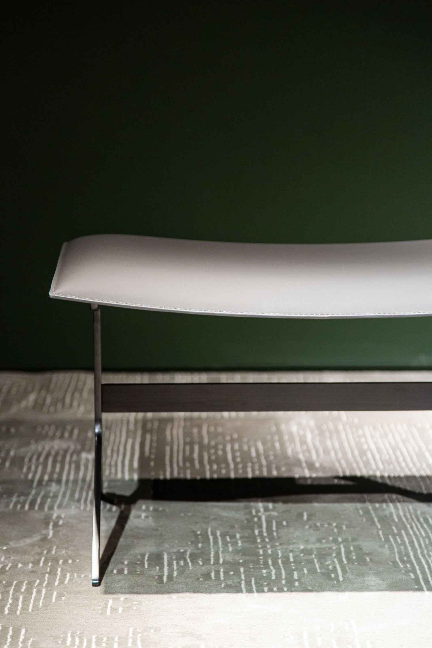 Italian minimalist saddle leather and microfiber leather with stainless steel black titanium lounge chair VE-W1908 Lounge chair and VD-W1908 pedal