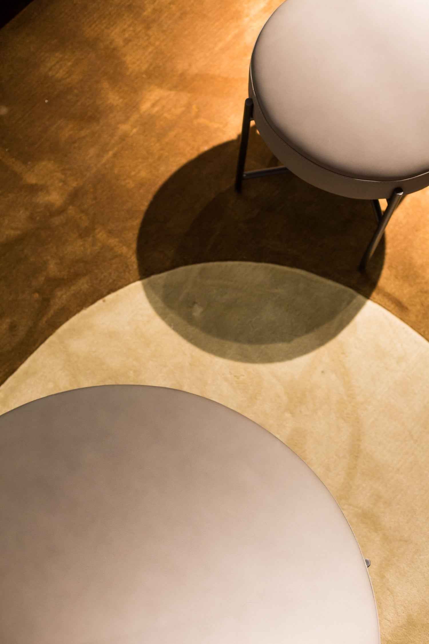 Luxury Leather Round Metal VD3-2071-1 Round Stool