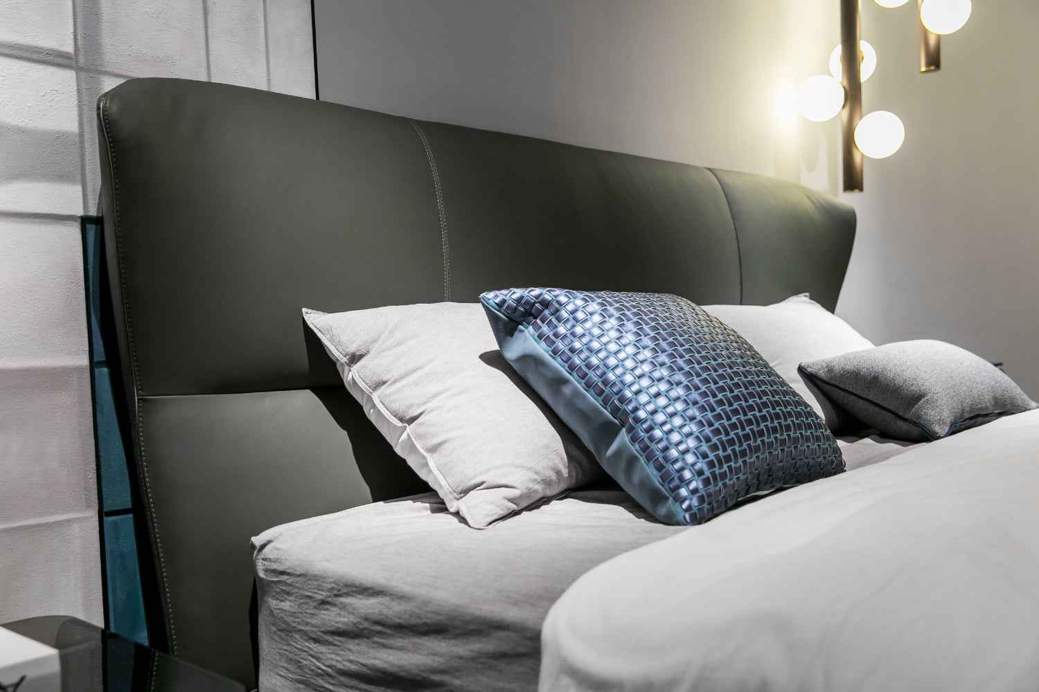 KB-VVCASA-BED-VX5-2071 Bed