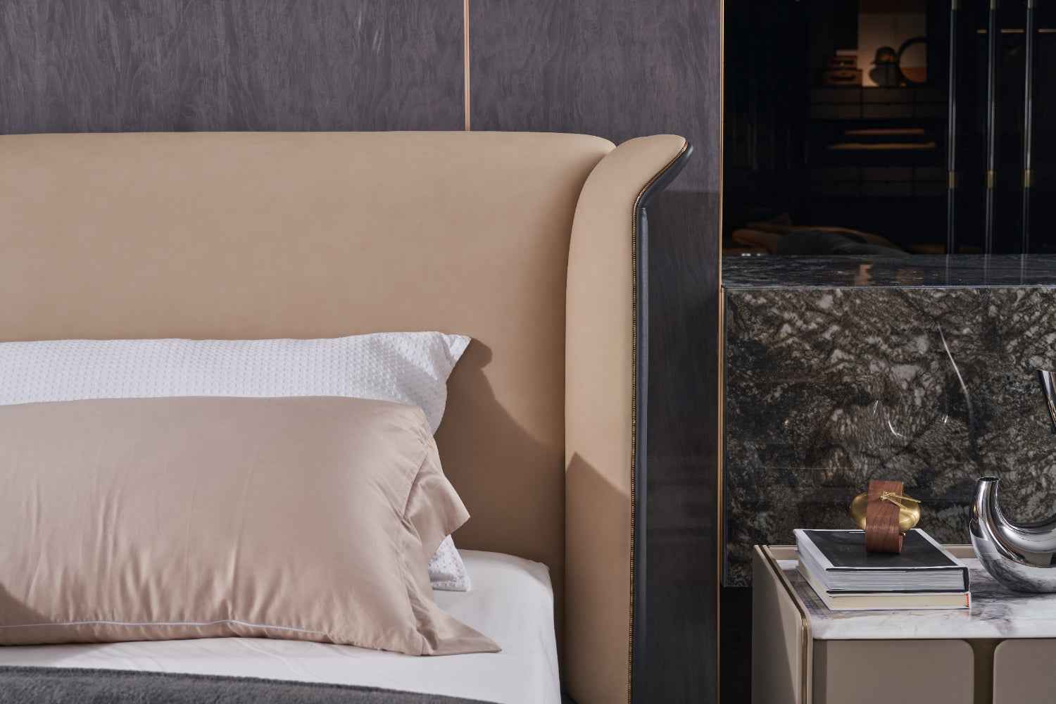 Italian Minimalist Microfiber Bed Set KB-VVCASA-BED-VX5-2105-1 Bed