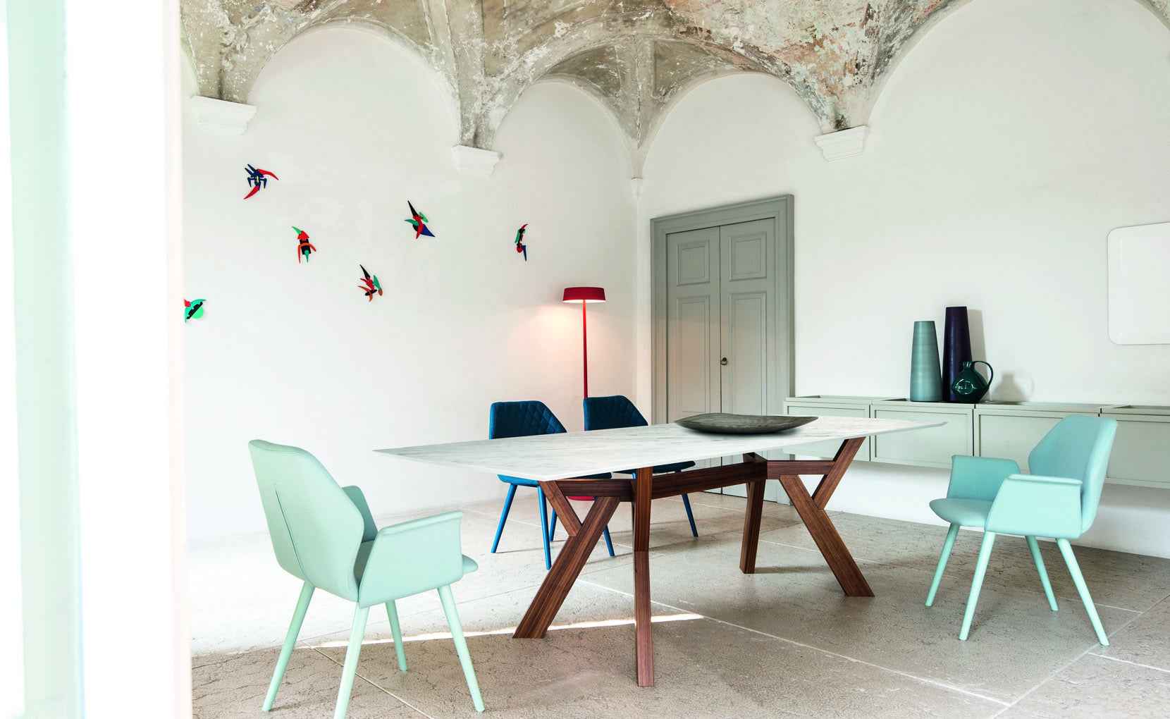 HA-1801-1 Dining table